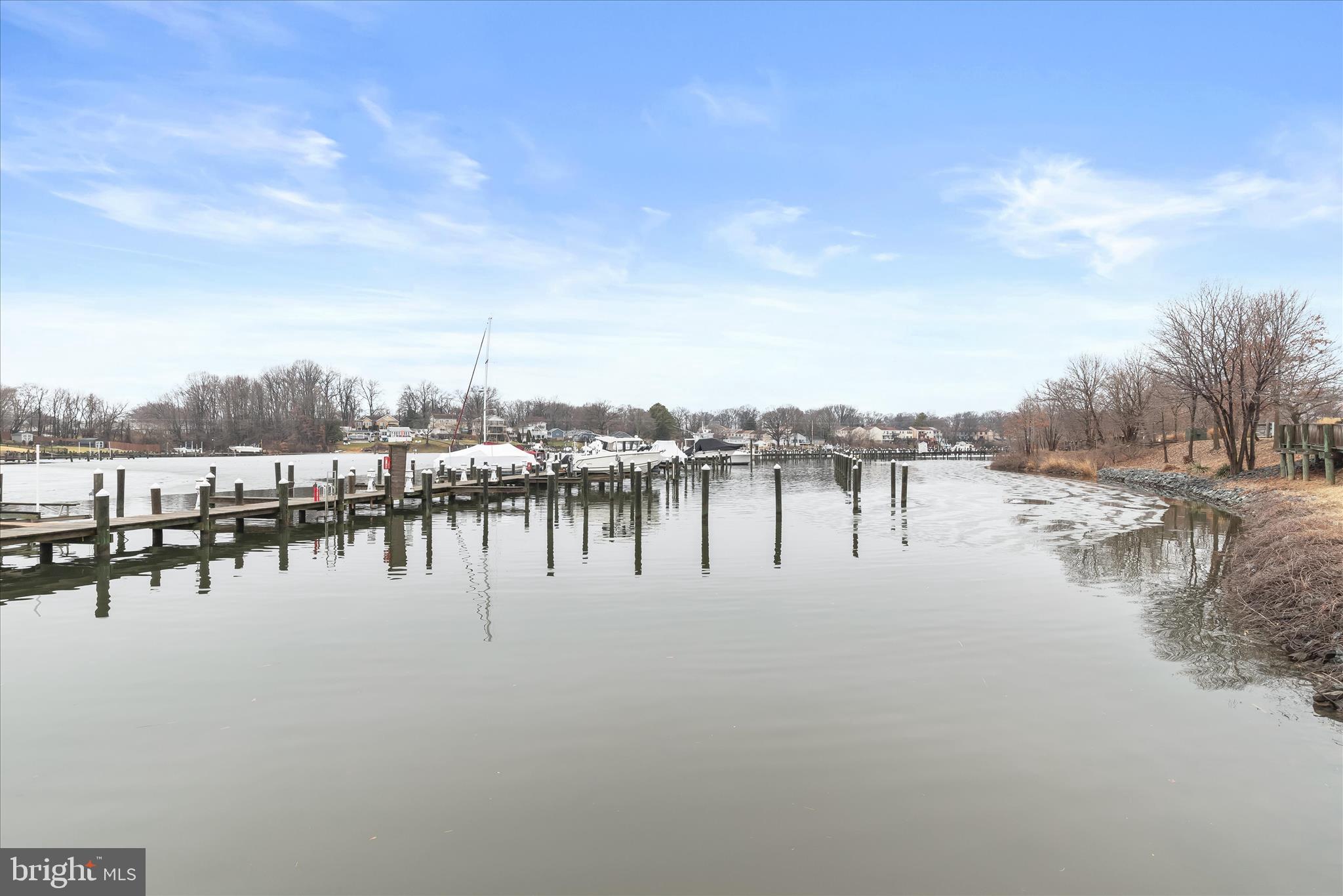 WATER'S LANDING - Residential