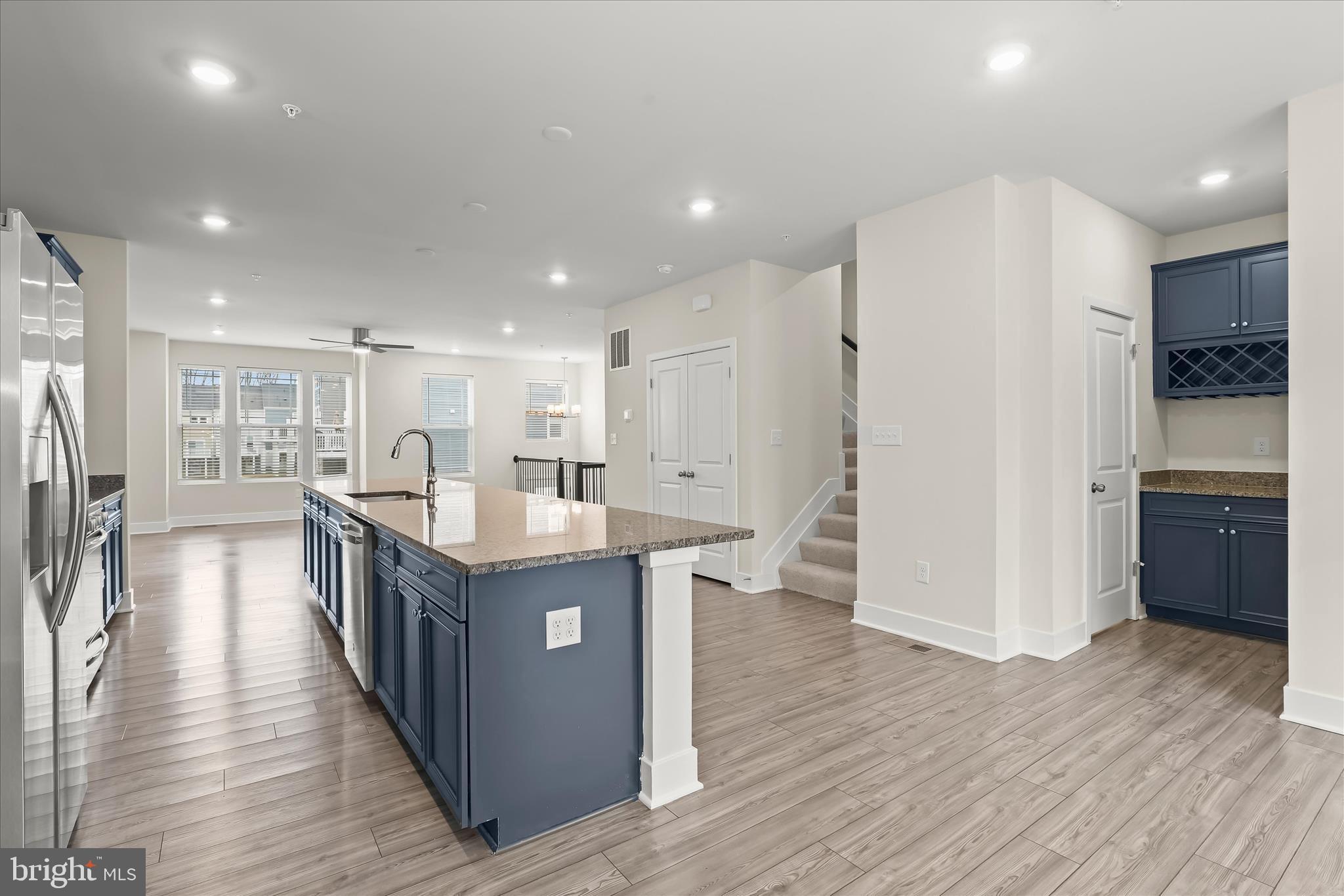 WATER'S LANDING - Residential