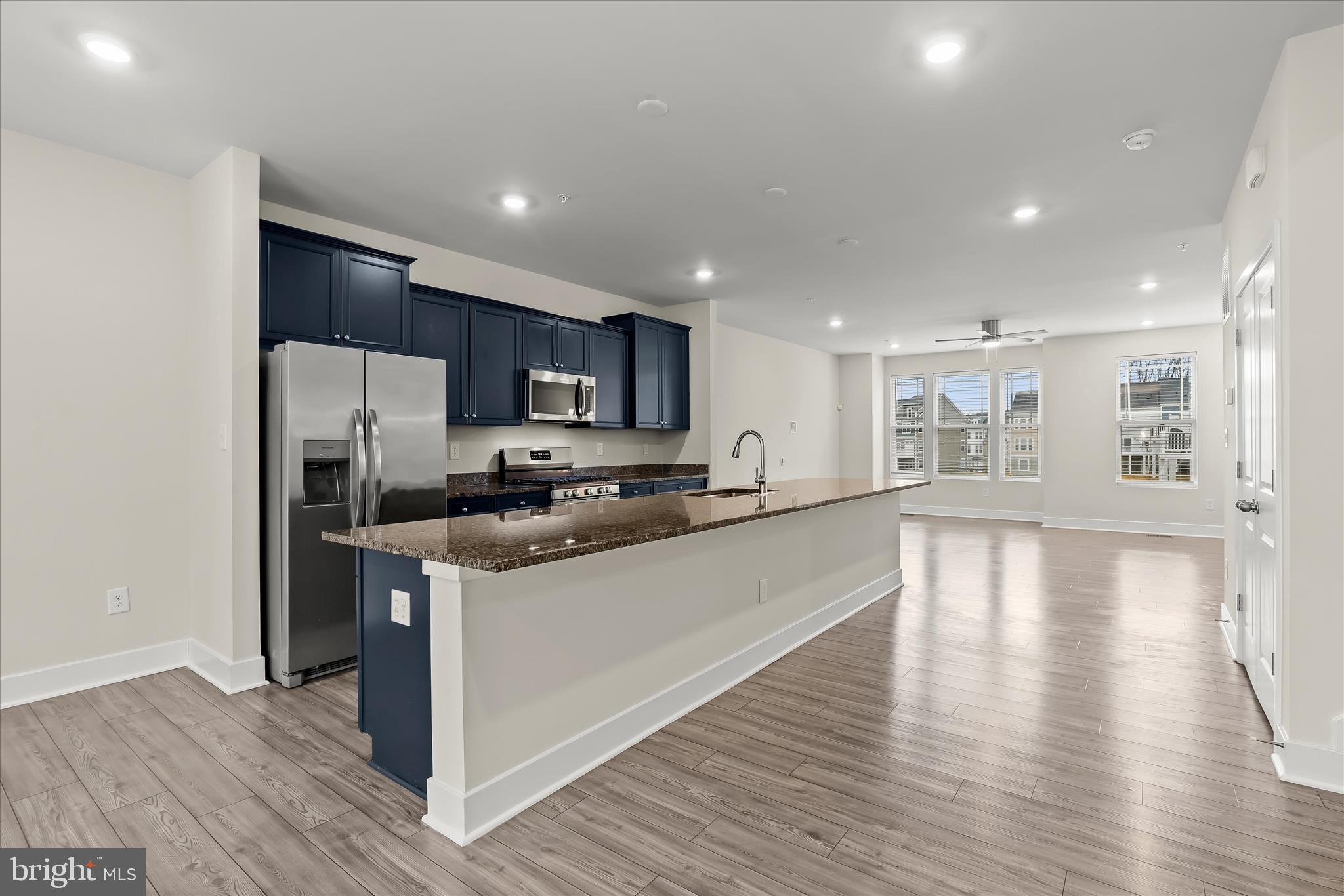 WATER'S LANDING - Residential