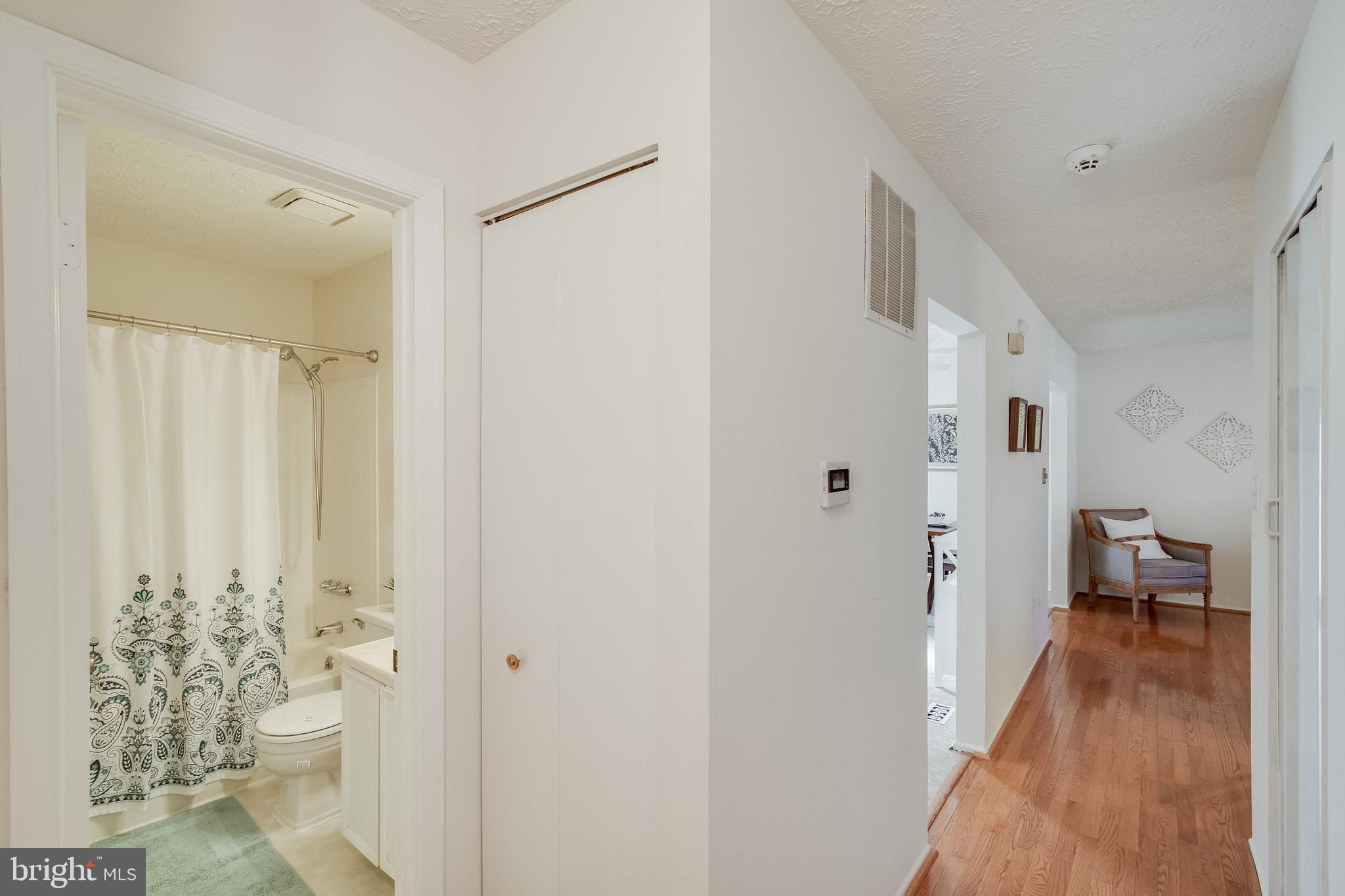 WHITE OAK VILLAGE SUB - Residential