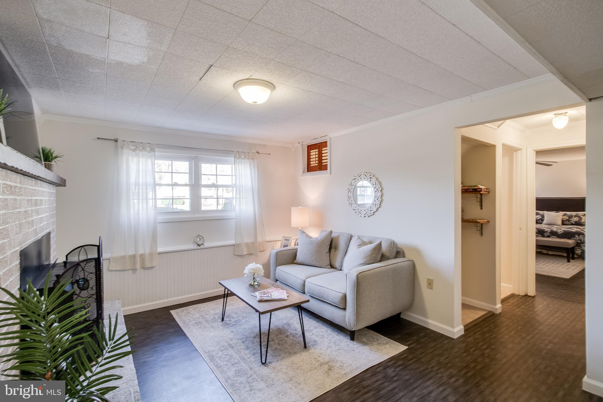 WHITE OAK VILLAGE SUB - Residential