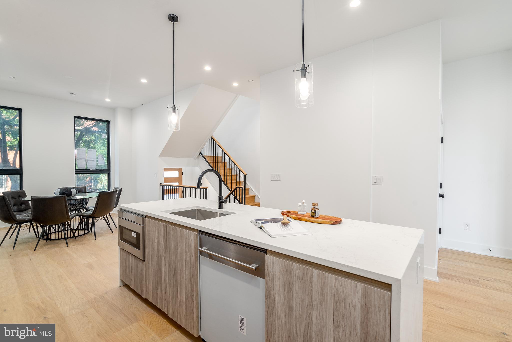 GRADUATE HOSPITAL - Residential