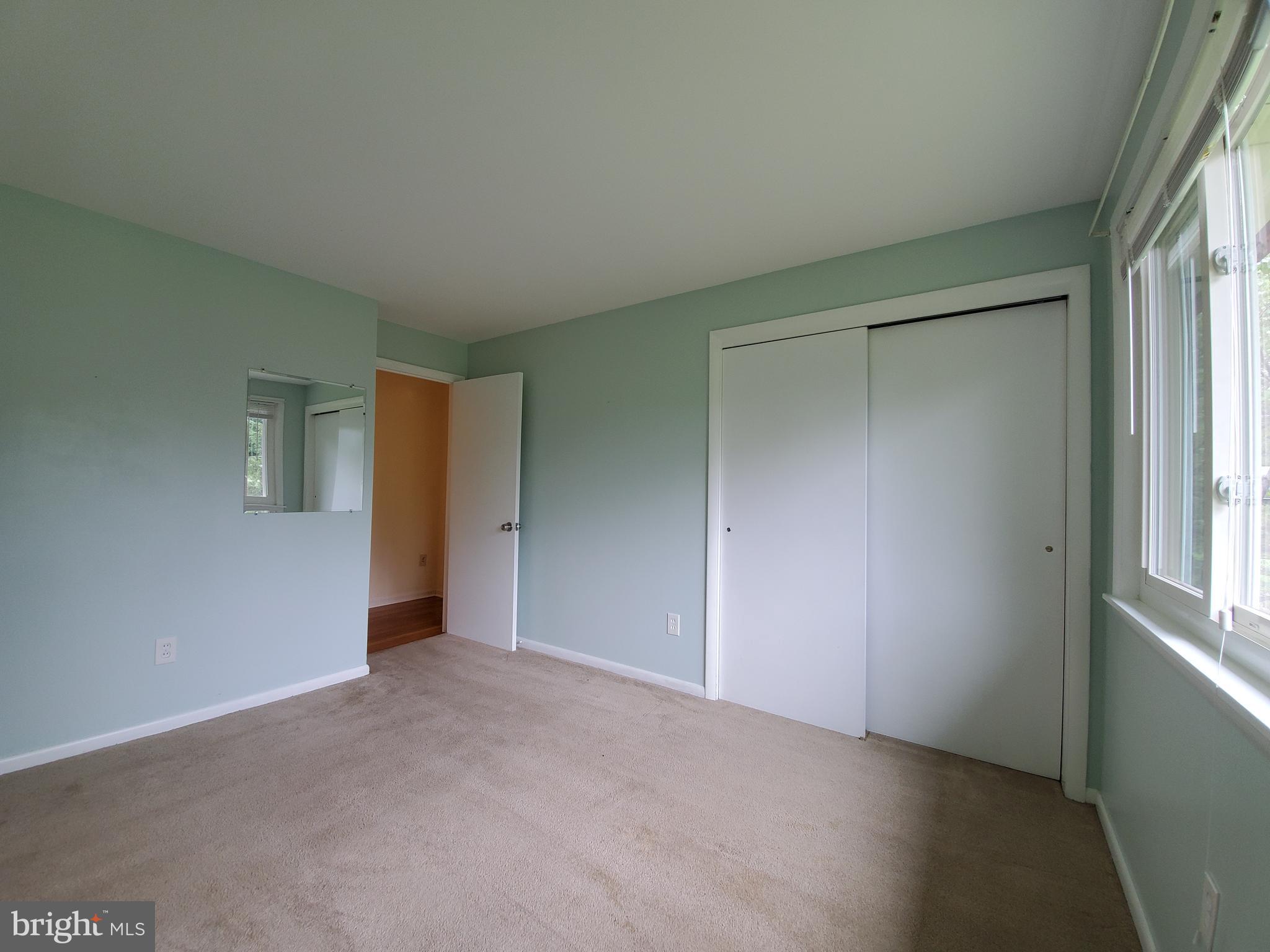 SOUTHAMPTON - Residential Lease