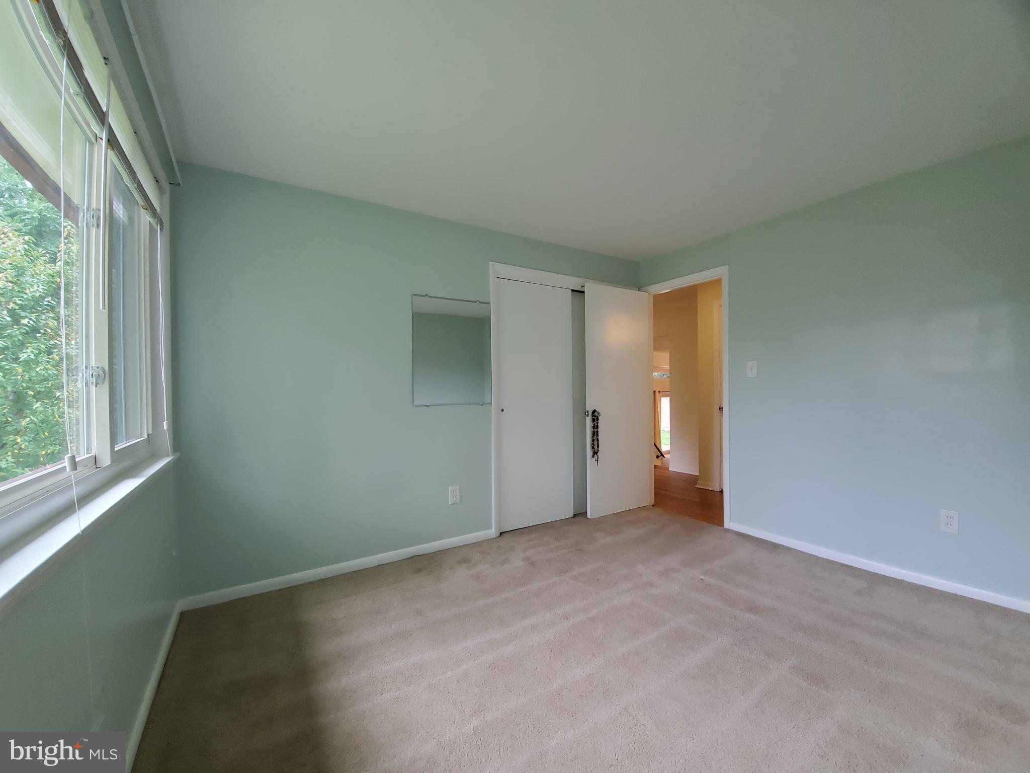 SOUTHAMPTON - Residential Lease