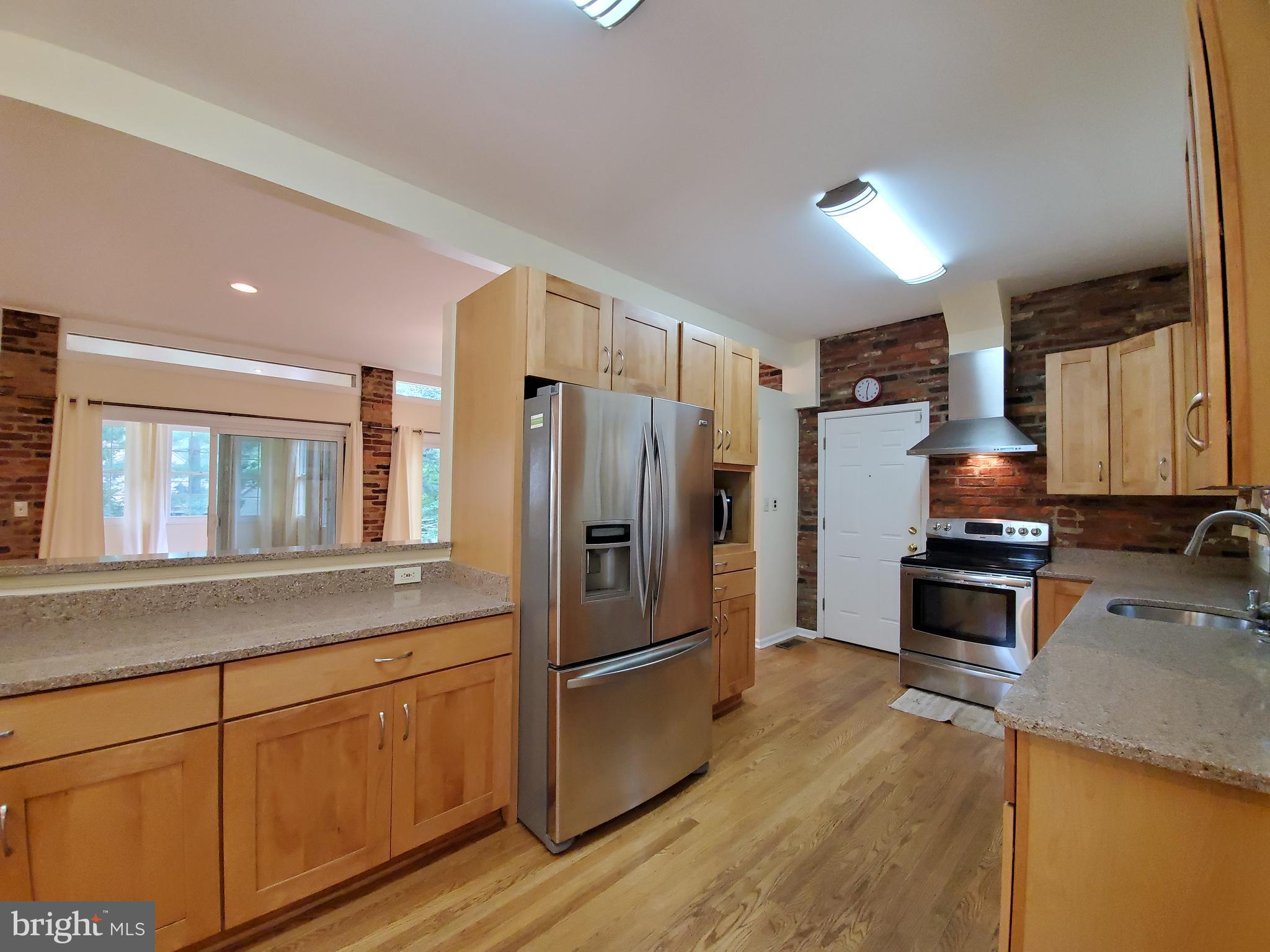 SOUTHAMPTON - Residential Lease