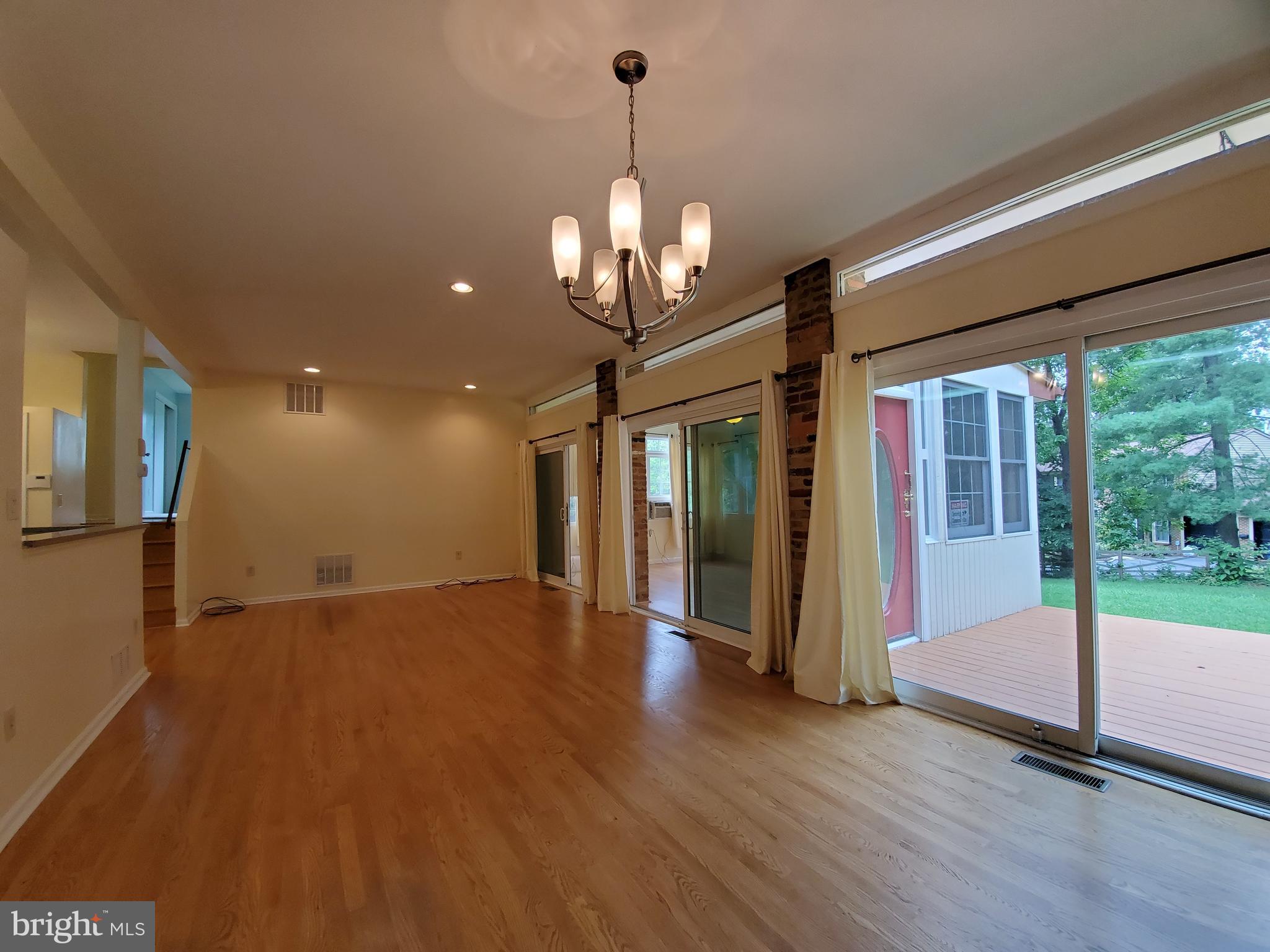 SOUTHAMPTON - Residential Lease