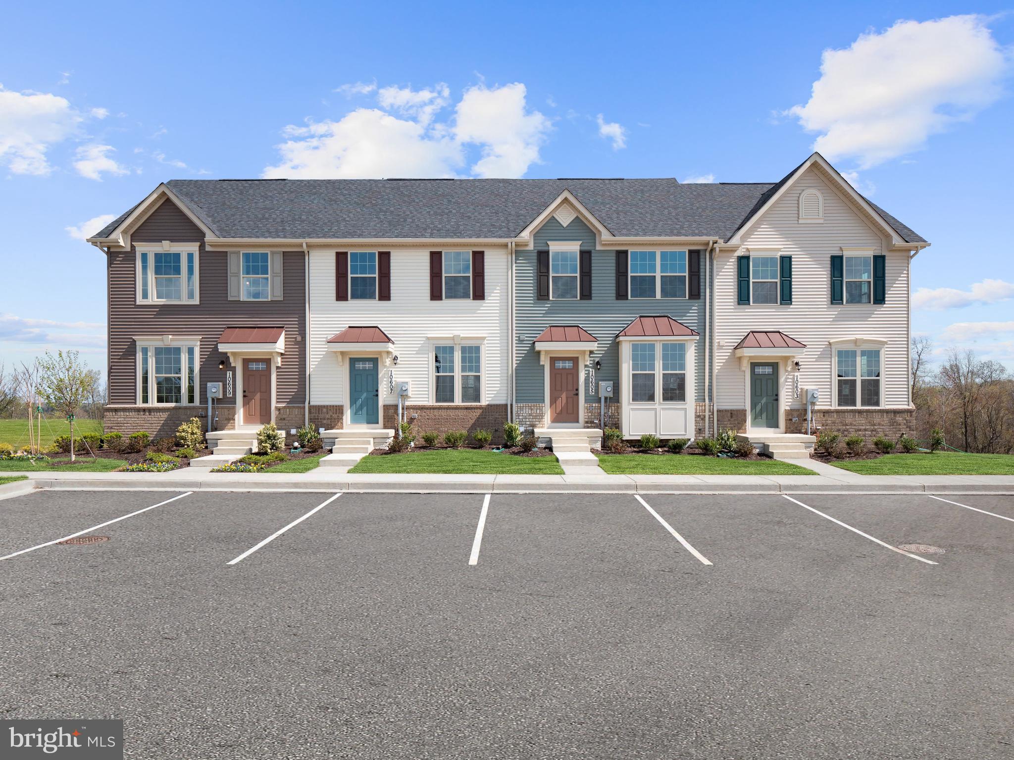 LAKE LINGANORE - Residential