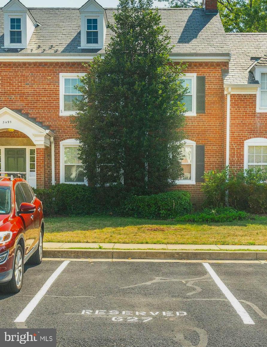 FAIRLINGTON MEADOWS - Residential Lease