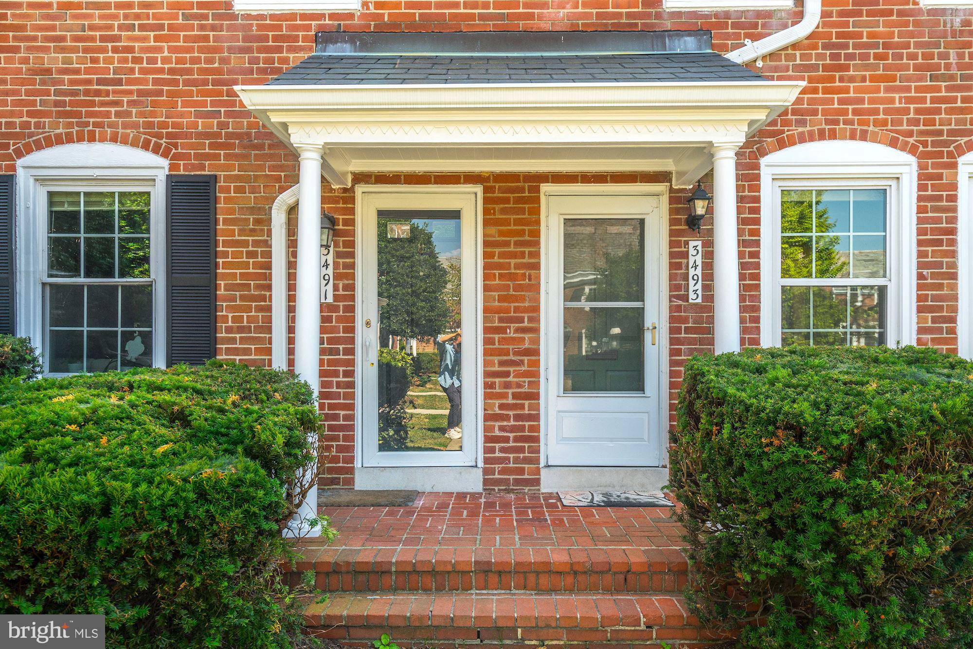 FAIRLINGTON MEADOWS - Residential Lease