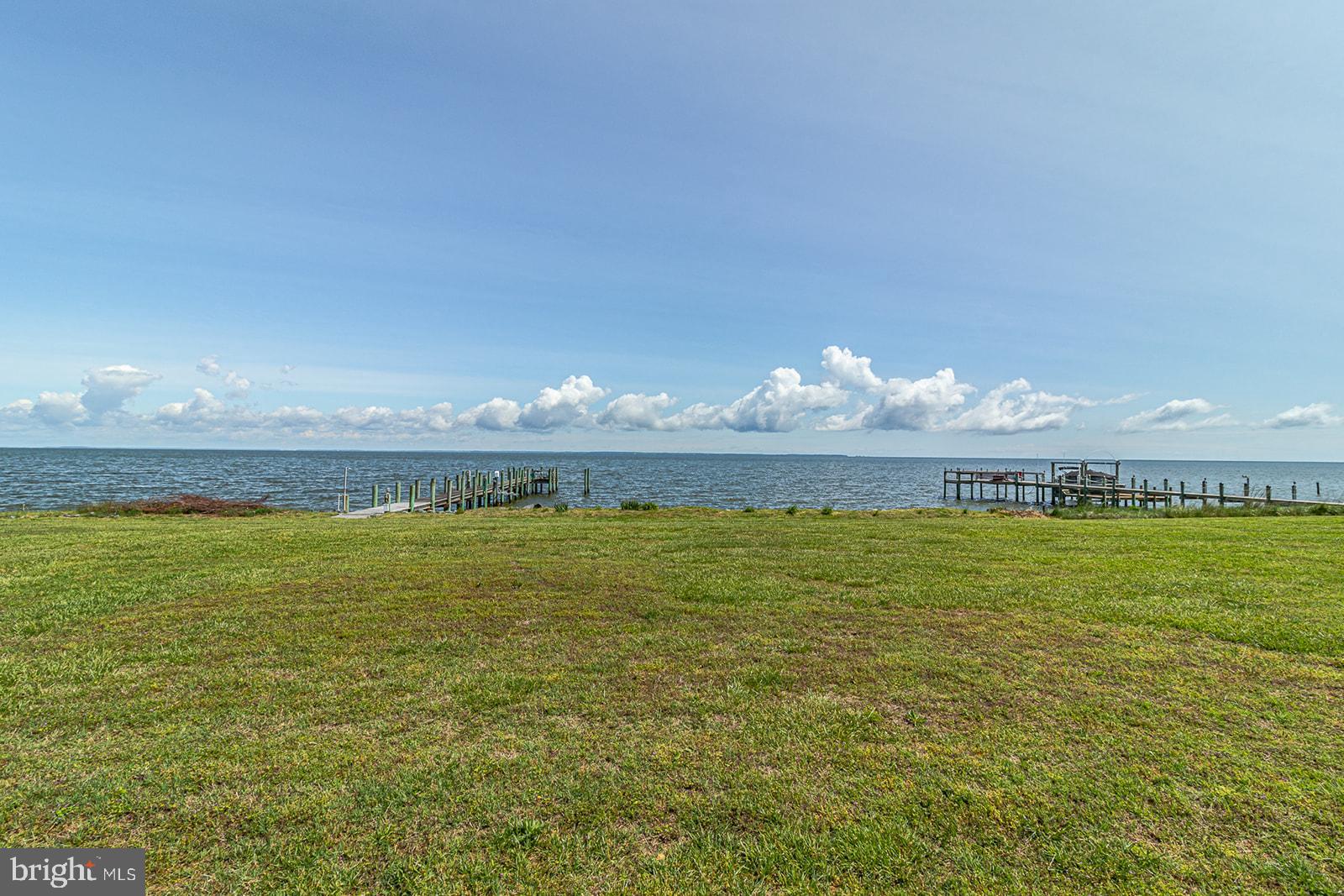 POTOMAC BAY ESTATES - Residential