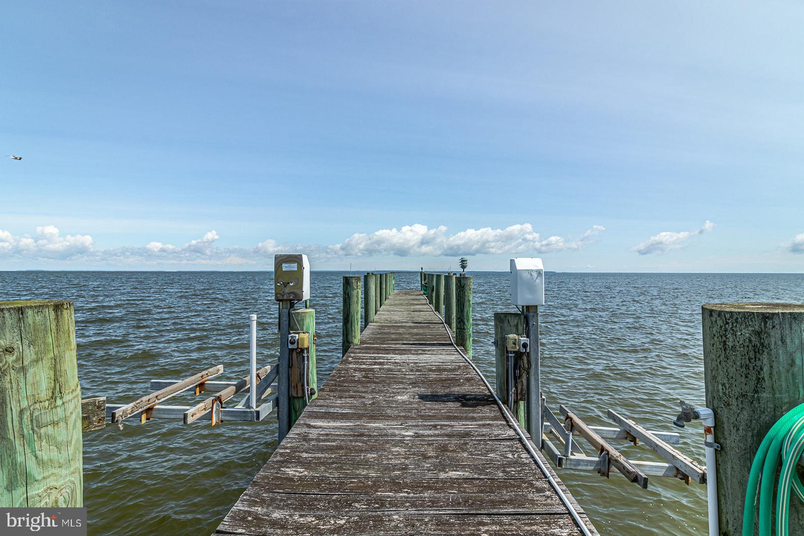 POTOMAC BAY ESTATES - Residential