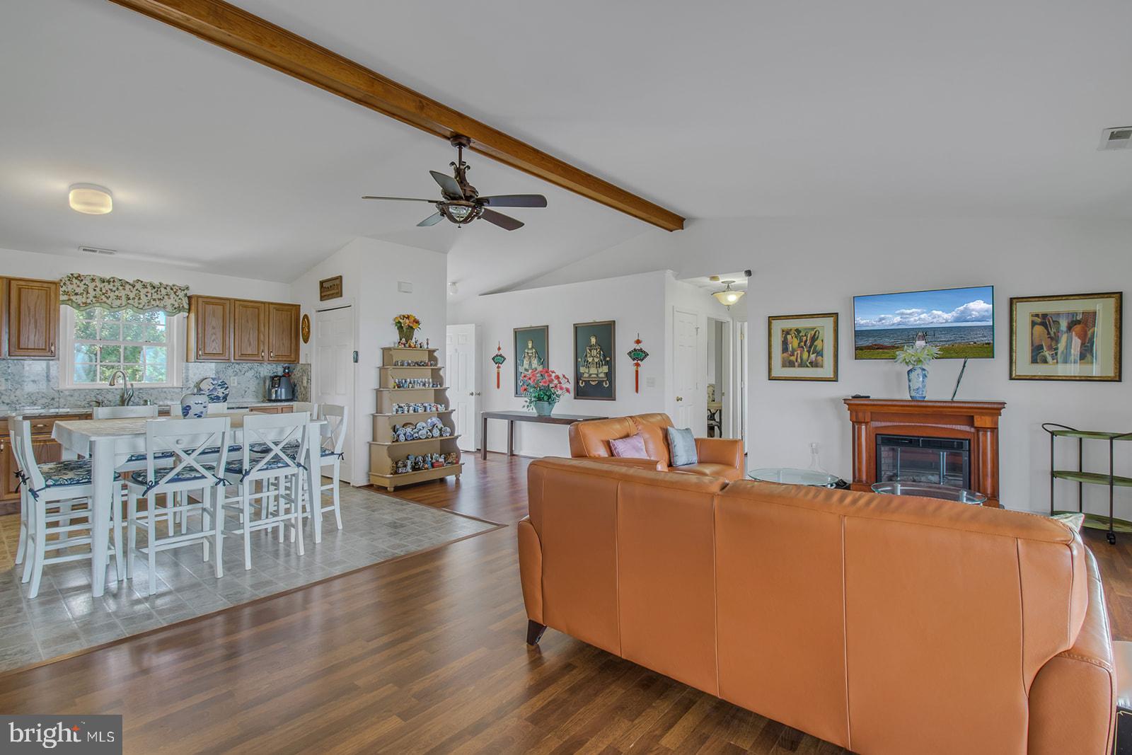 POTOMAC BAY ESTATES - Residential