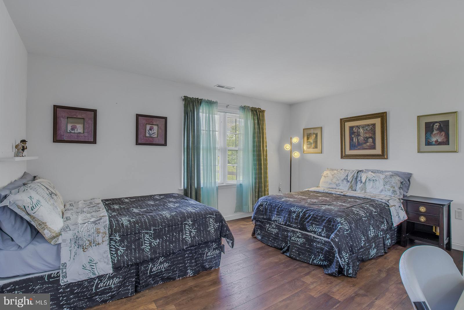 POTOMAC BAY ESTATES - Residential