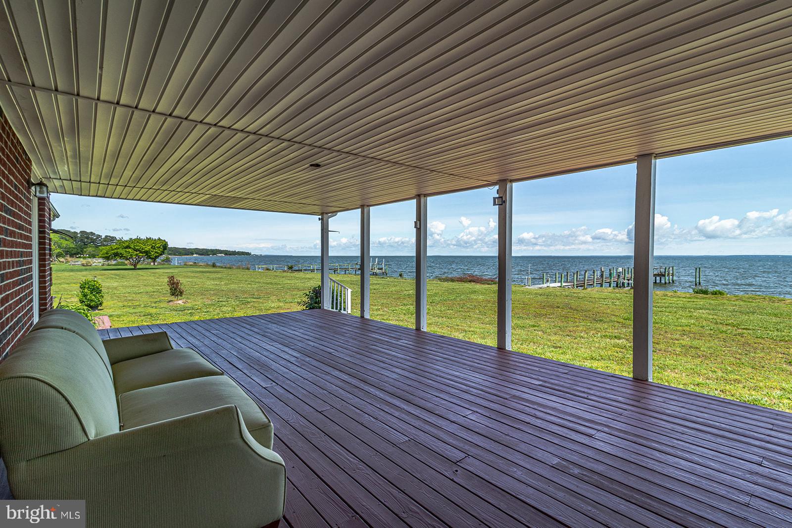 POTOMAC BAY ESTATES - Residential