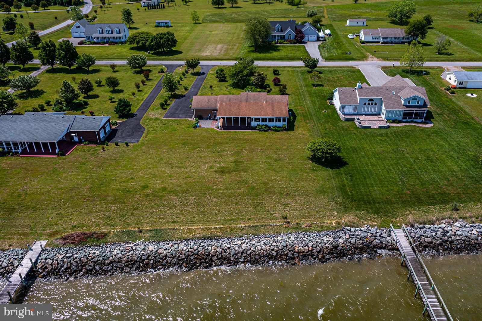 POTOMAC BAY ESTATES - Residential