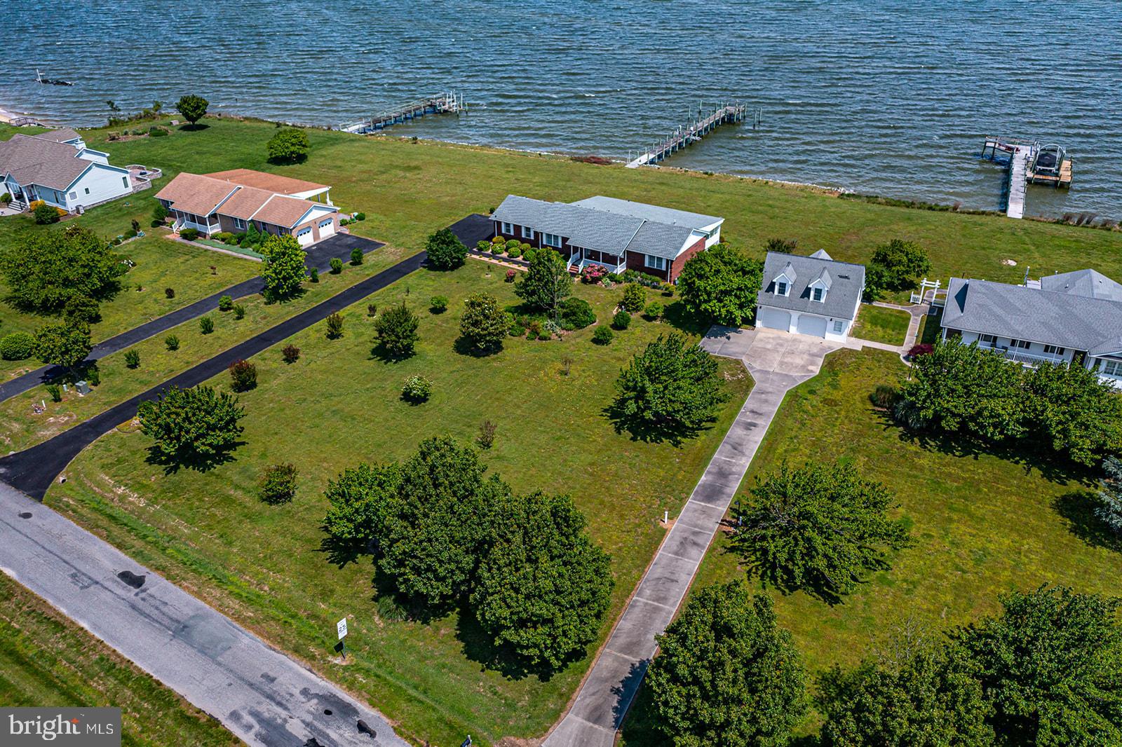 POTOMAC BAY ESTATES - Residential