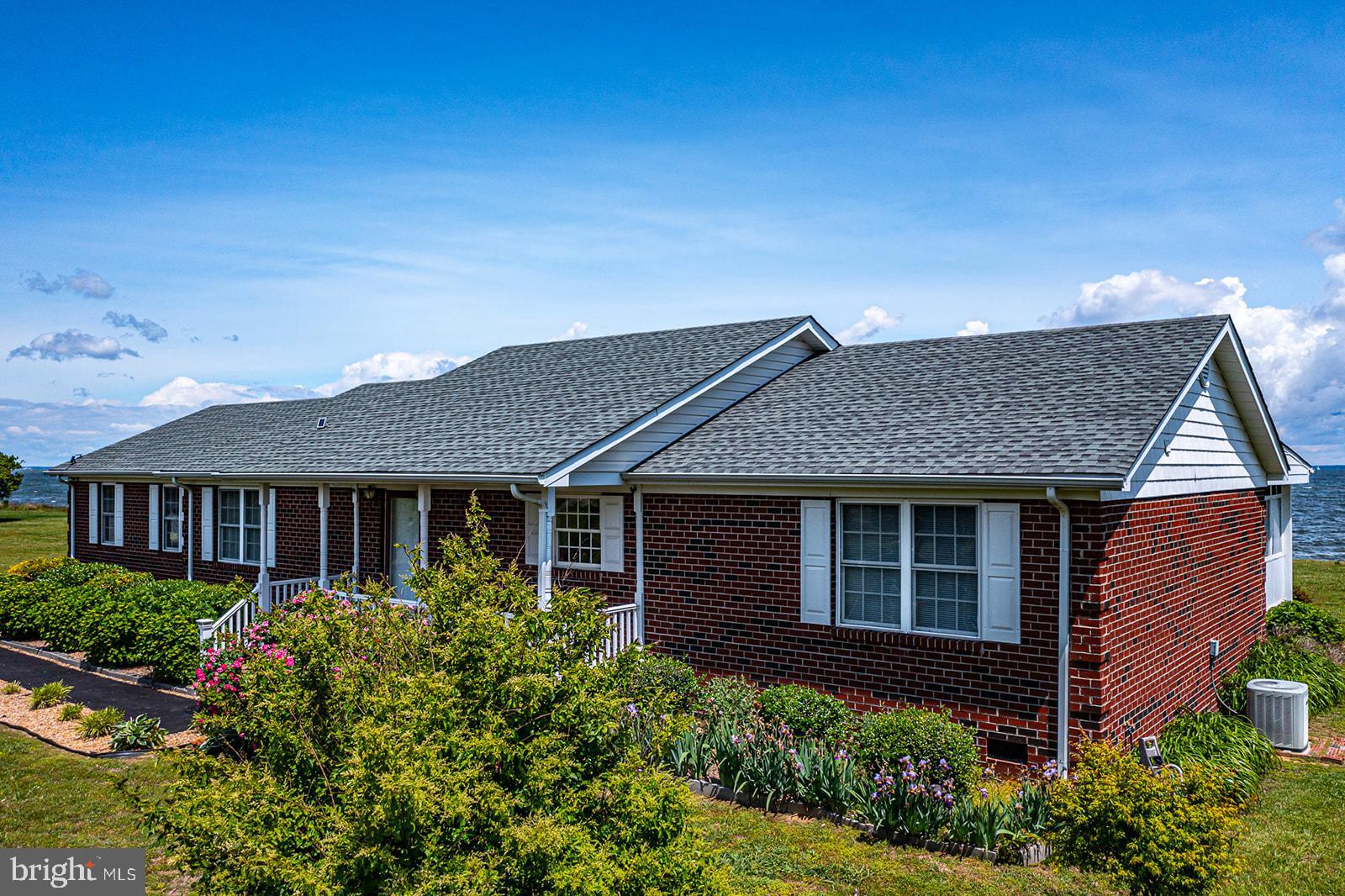 POTOMAC BAY ESTATES - Residential