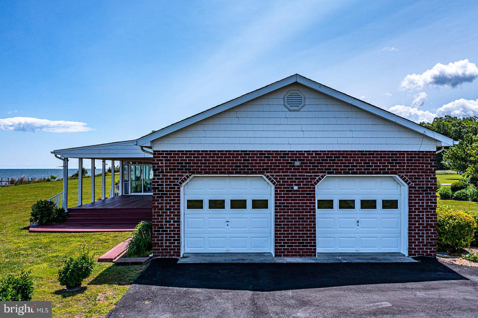 POTOMAC BAY ESTATES - Residential