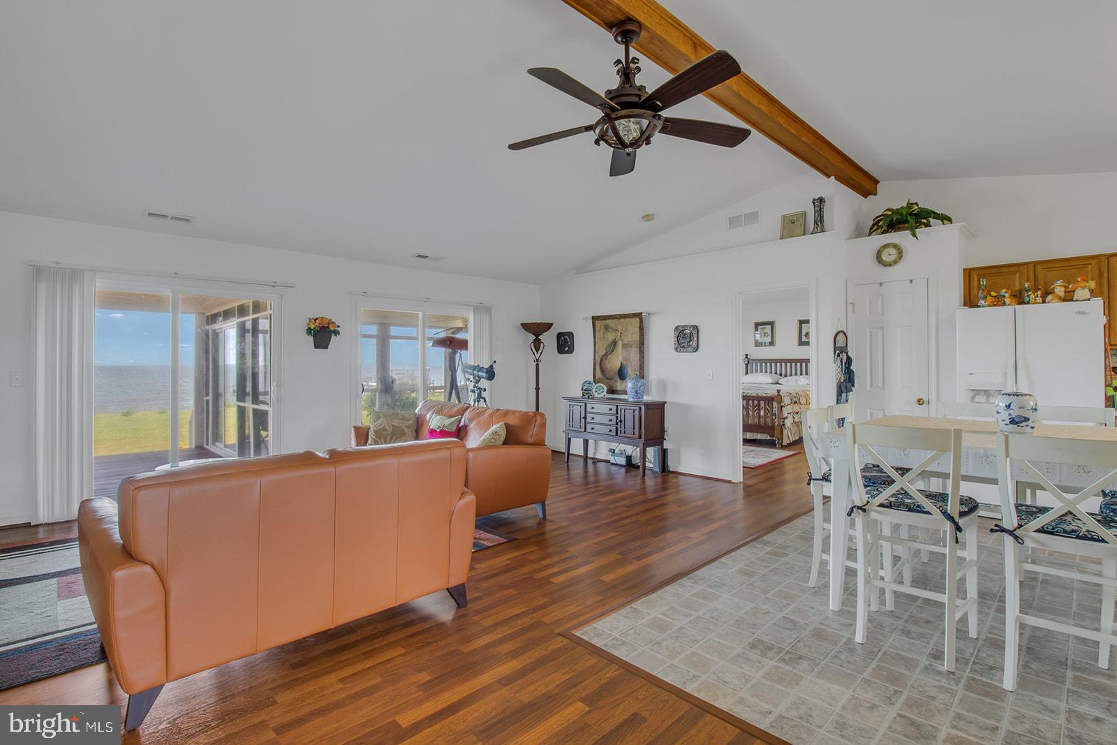 POTOMAC BAY ESTATES - Residential