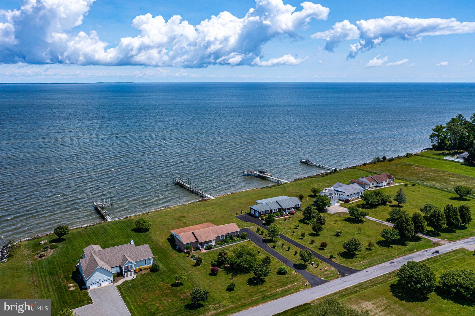 POTOMAC BAY ESTATES - Residential