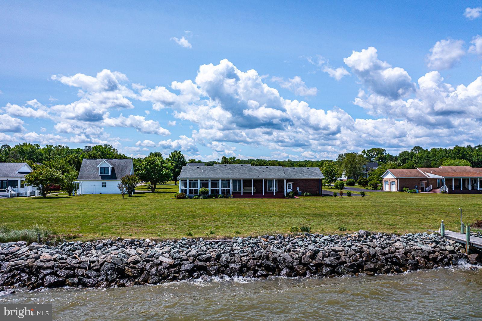 POTOMAC BAY ESTATES - Residential