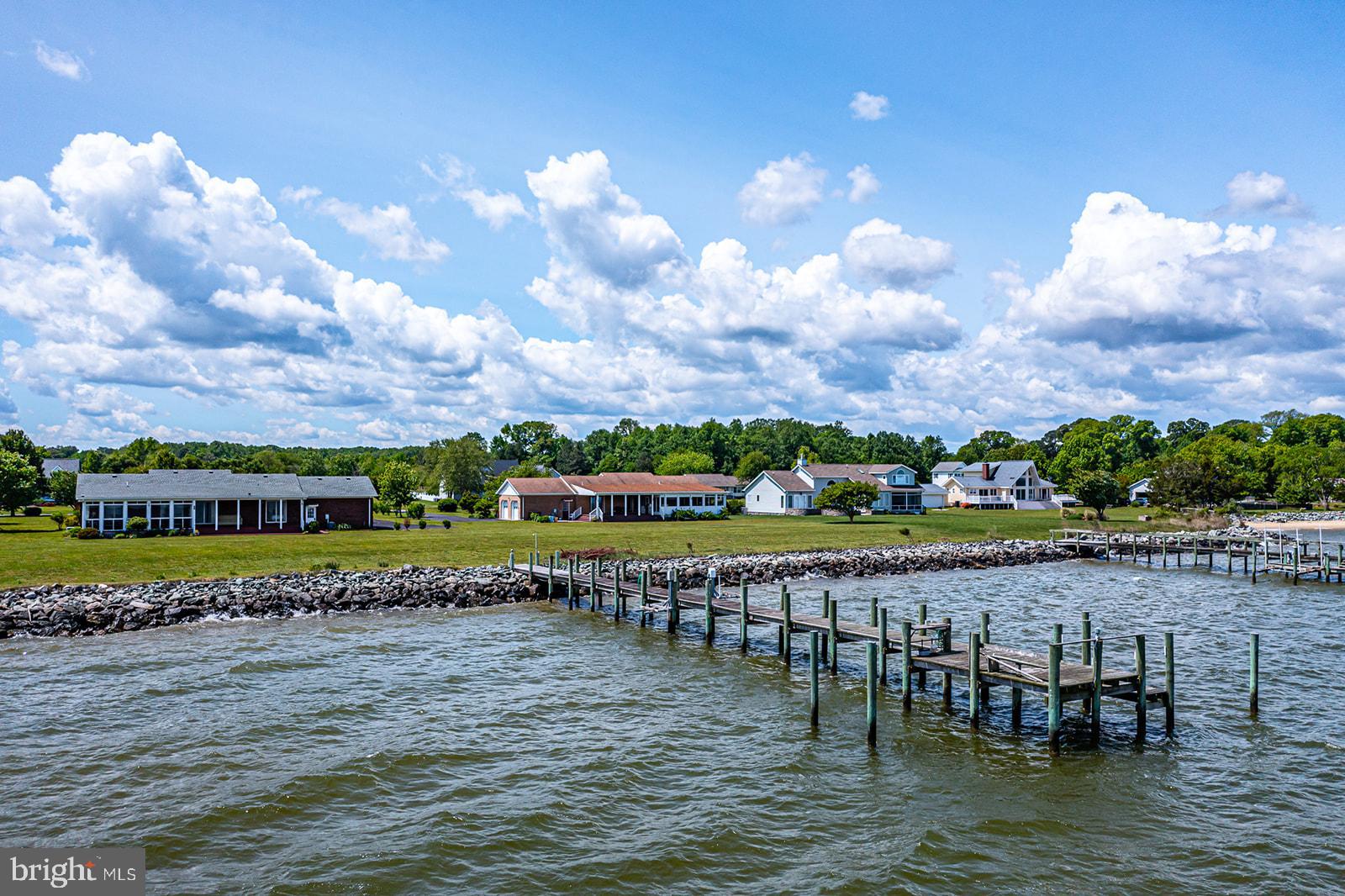 POTOMAC BAY ESTATES - Residential