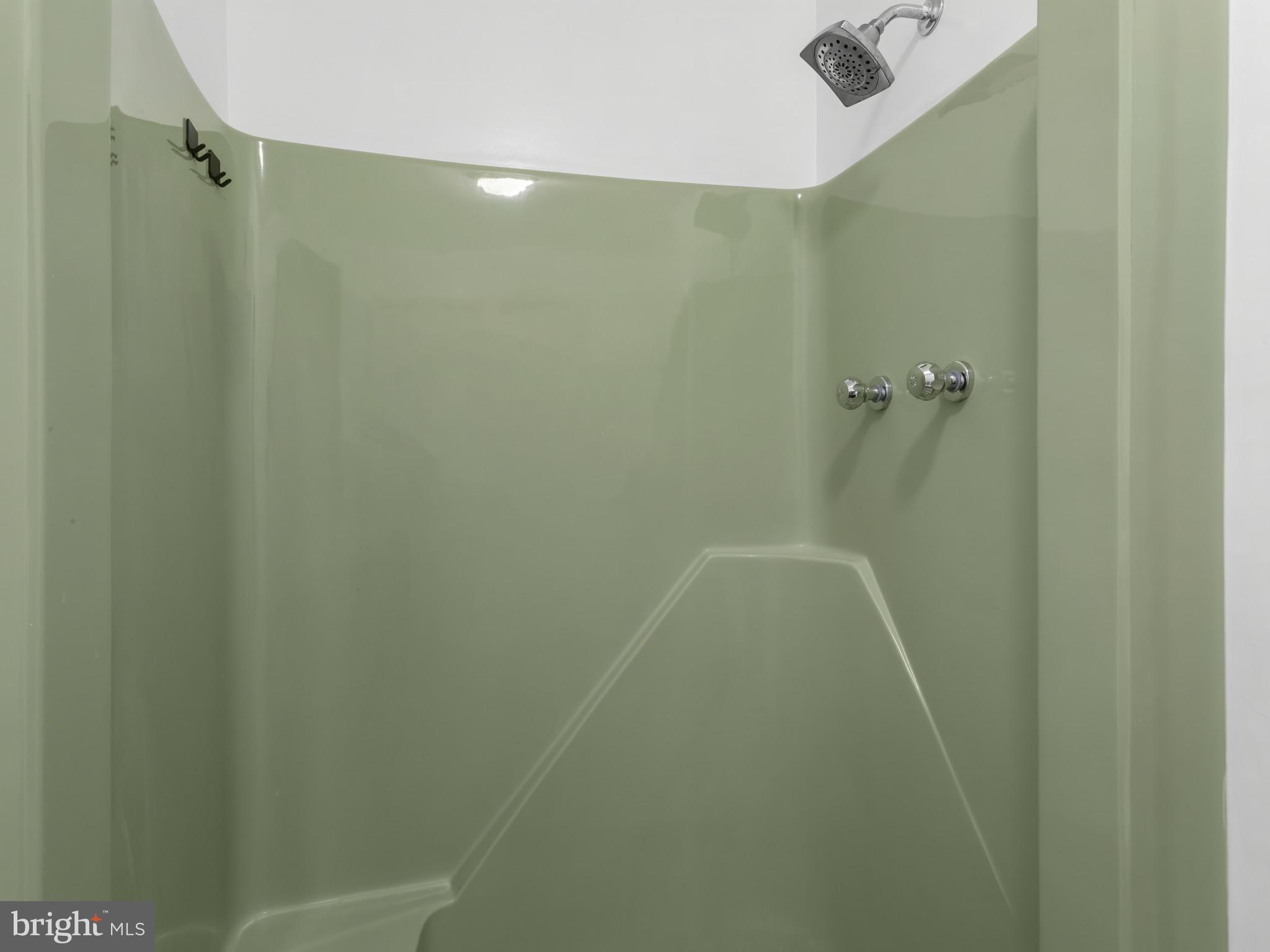 CLEVELAND PARK ESTATES - Residential