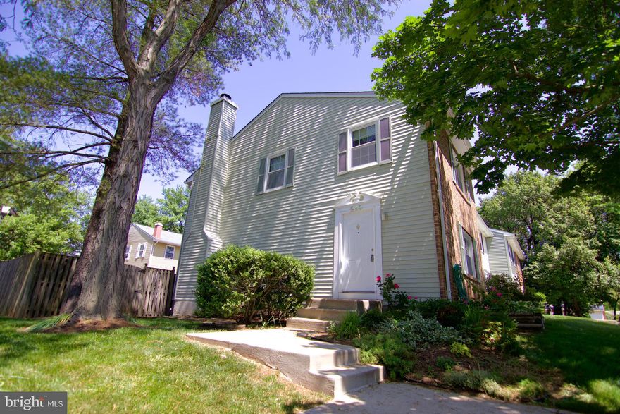 WELCOME HOME!! STOP by and check out this beautiful end-unit townhome. Recent upgrades all around to make you feel right at home. The home comes with new kitchen cabinets for optimal storage, granite countertops, new floors,  open living room/dining room space, two upgraded full bathrooms, and a finished basement.  Great backyard for entertainment, w/ Privacy fence and deck. Another plus with this home is the available parking in the front. This home won't last long, schedule your private showing  TODAY!