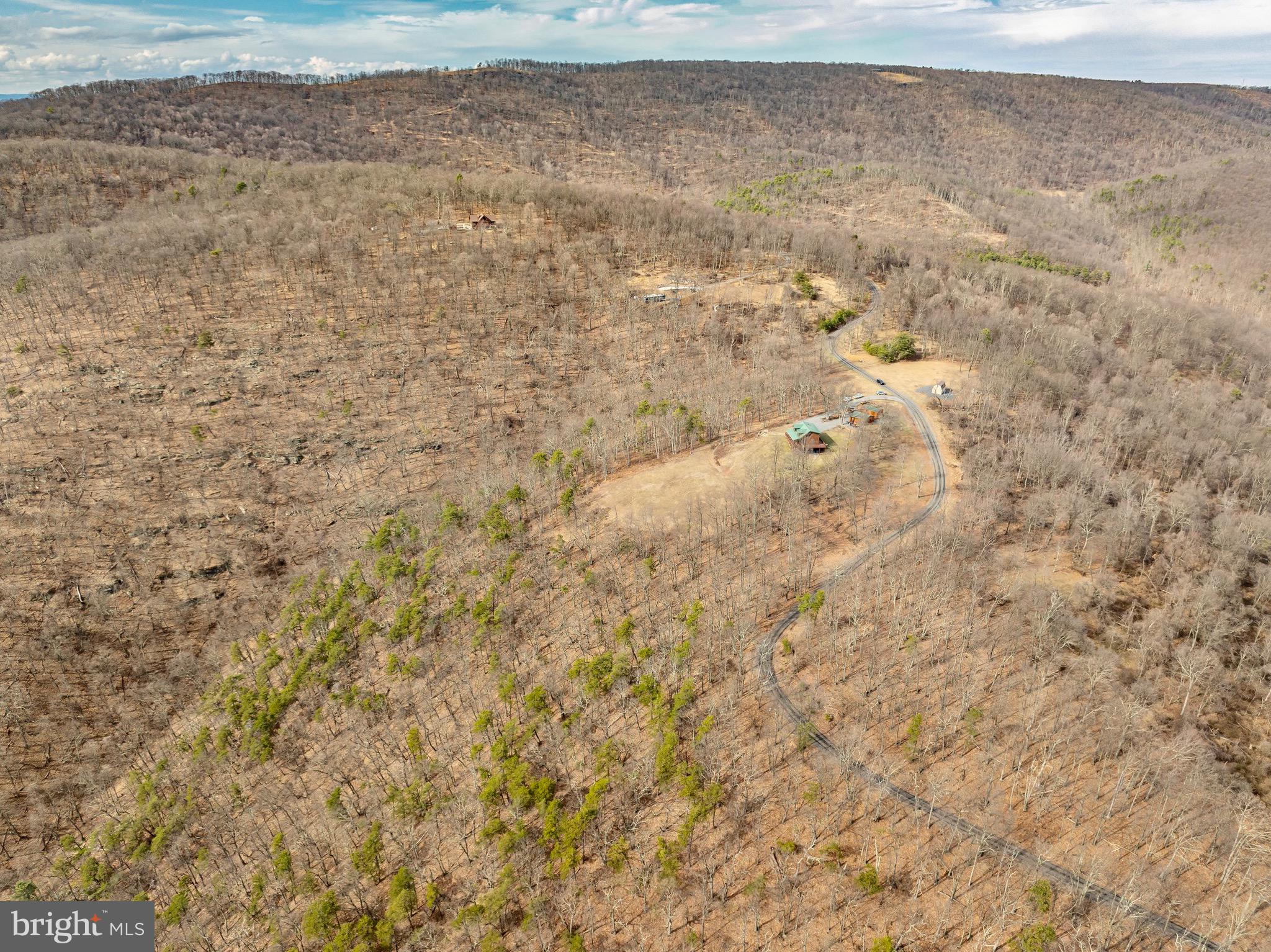 TOP OF THE MOUNTAIN - Residential