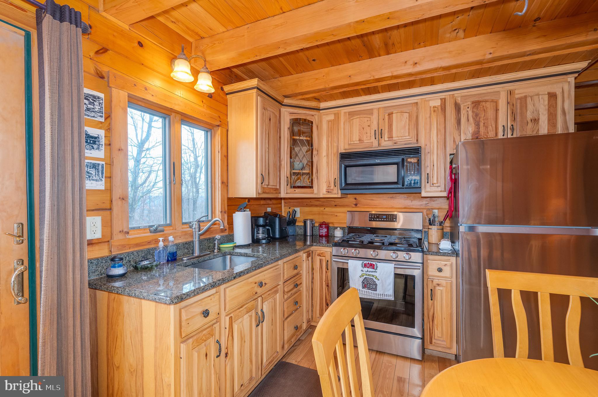 TOP OF THE MOUNTAIN - Residential