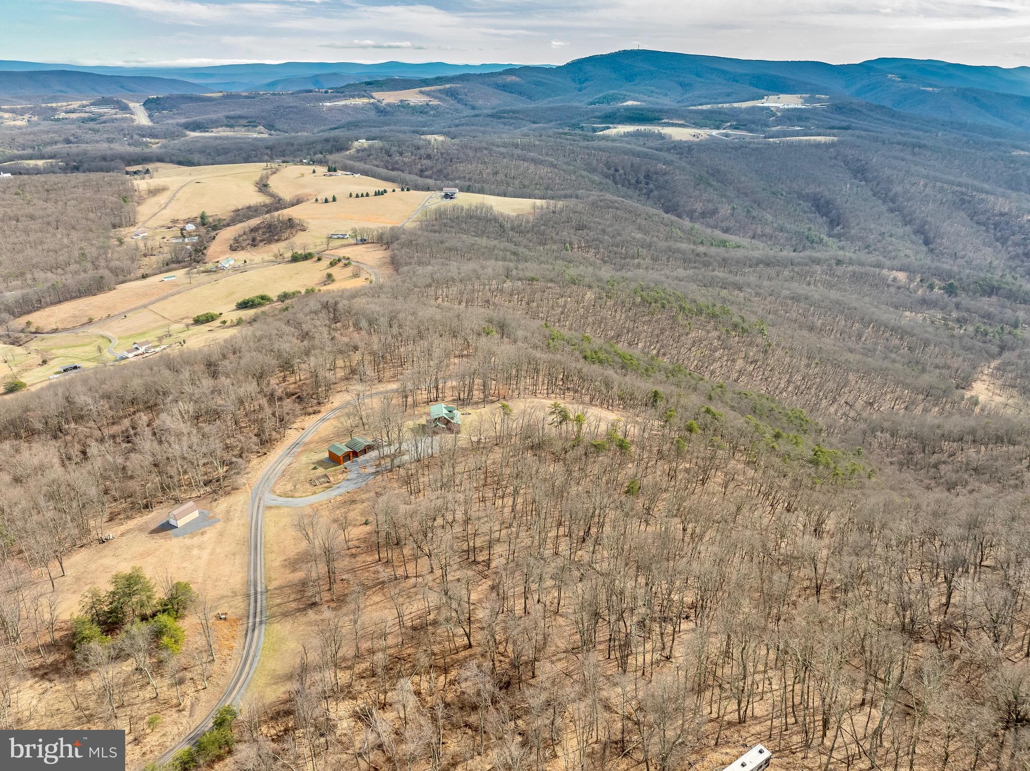 TOP OF THE MOUNTAIN - Residential