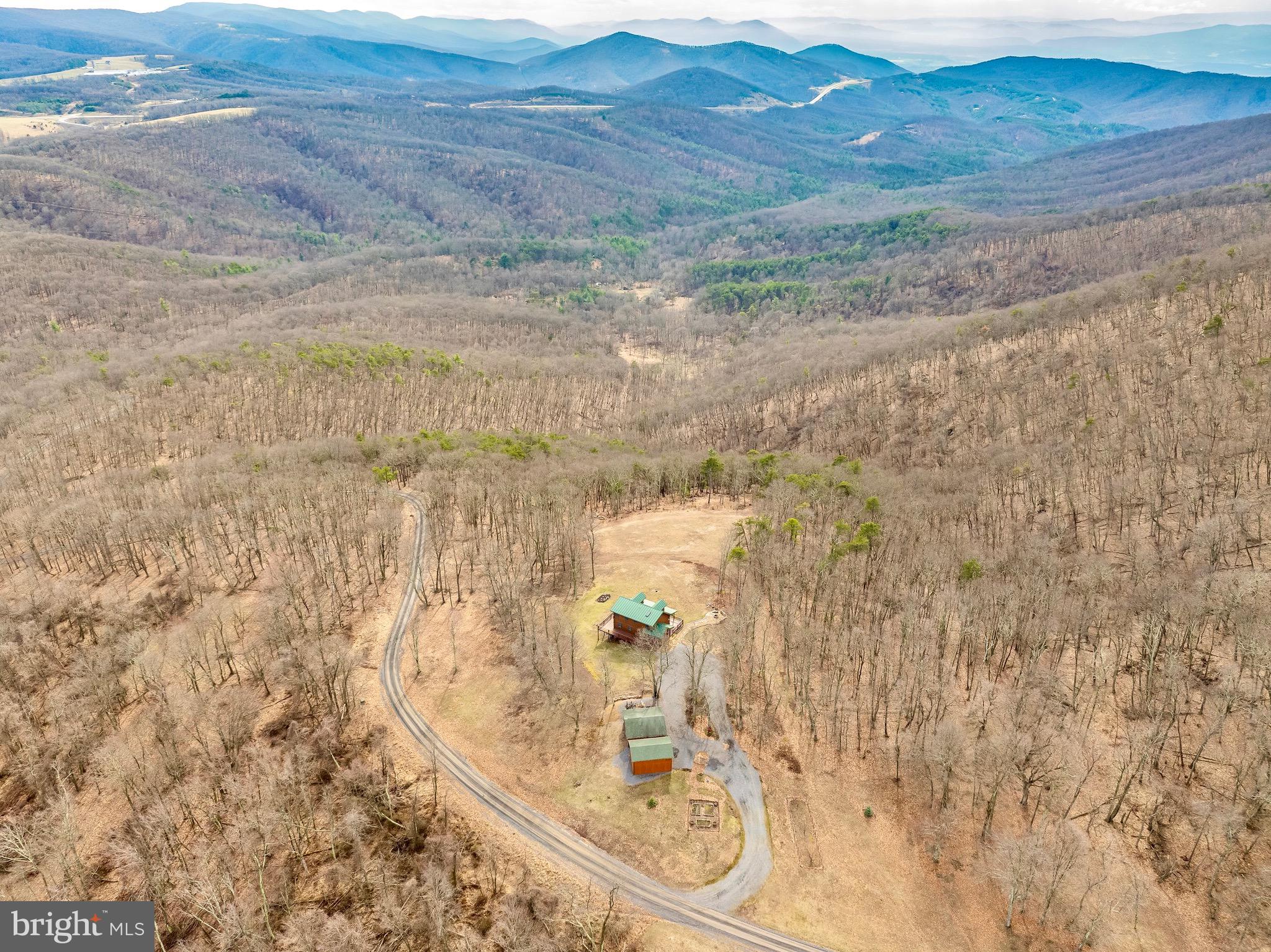 TOP OF THE MOUNTAIN - Residential