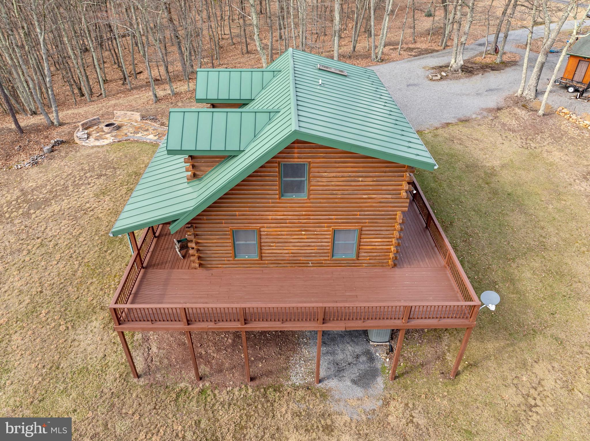 TOP OF THE MOUNTAIN - Residential