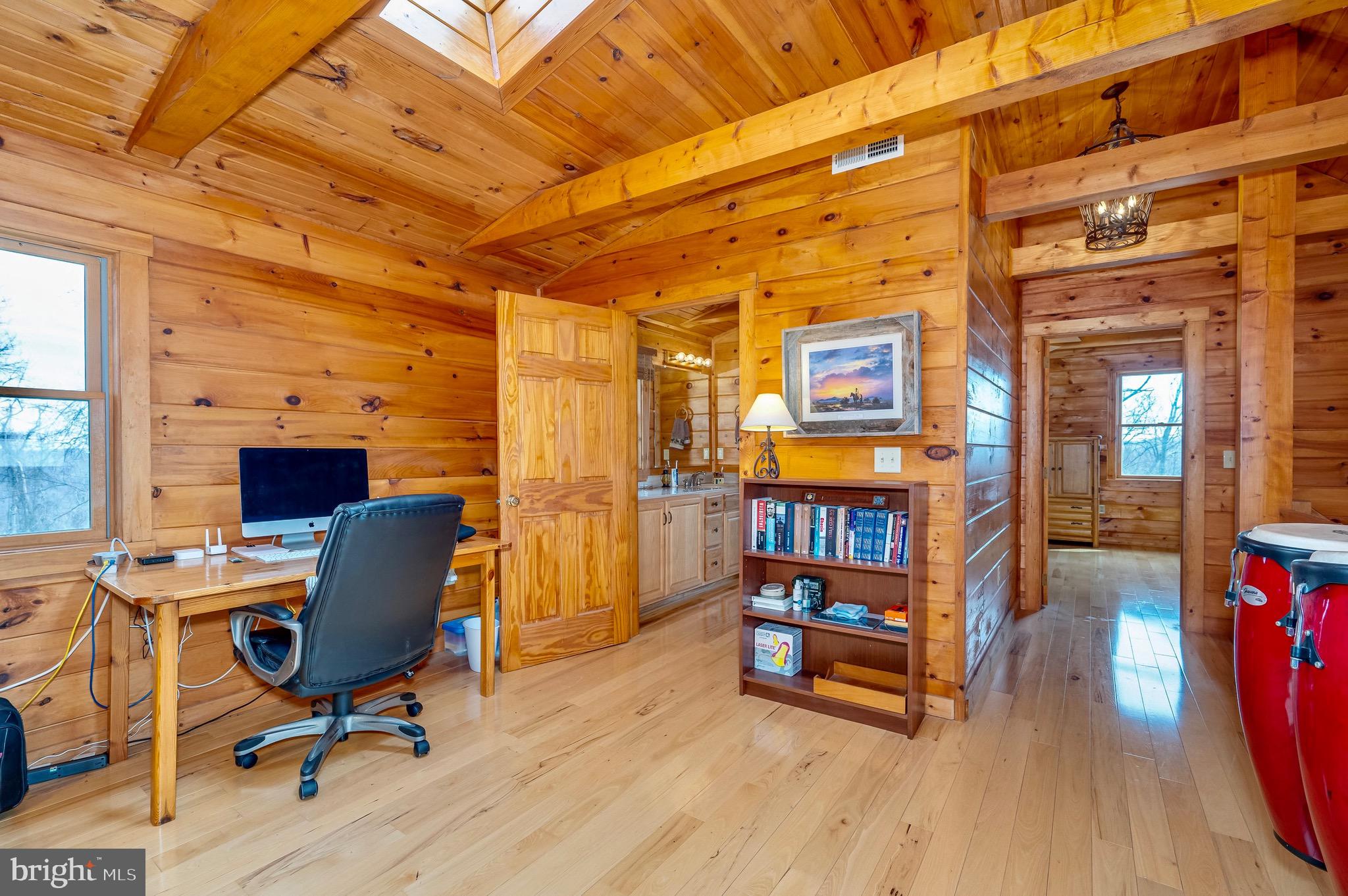 TOP OF THE MOUNTAIN - Residential