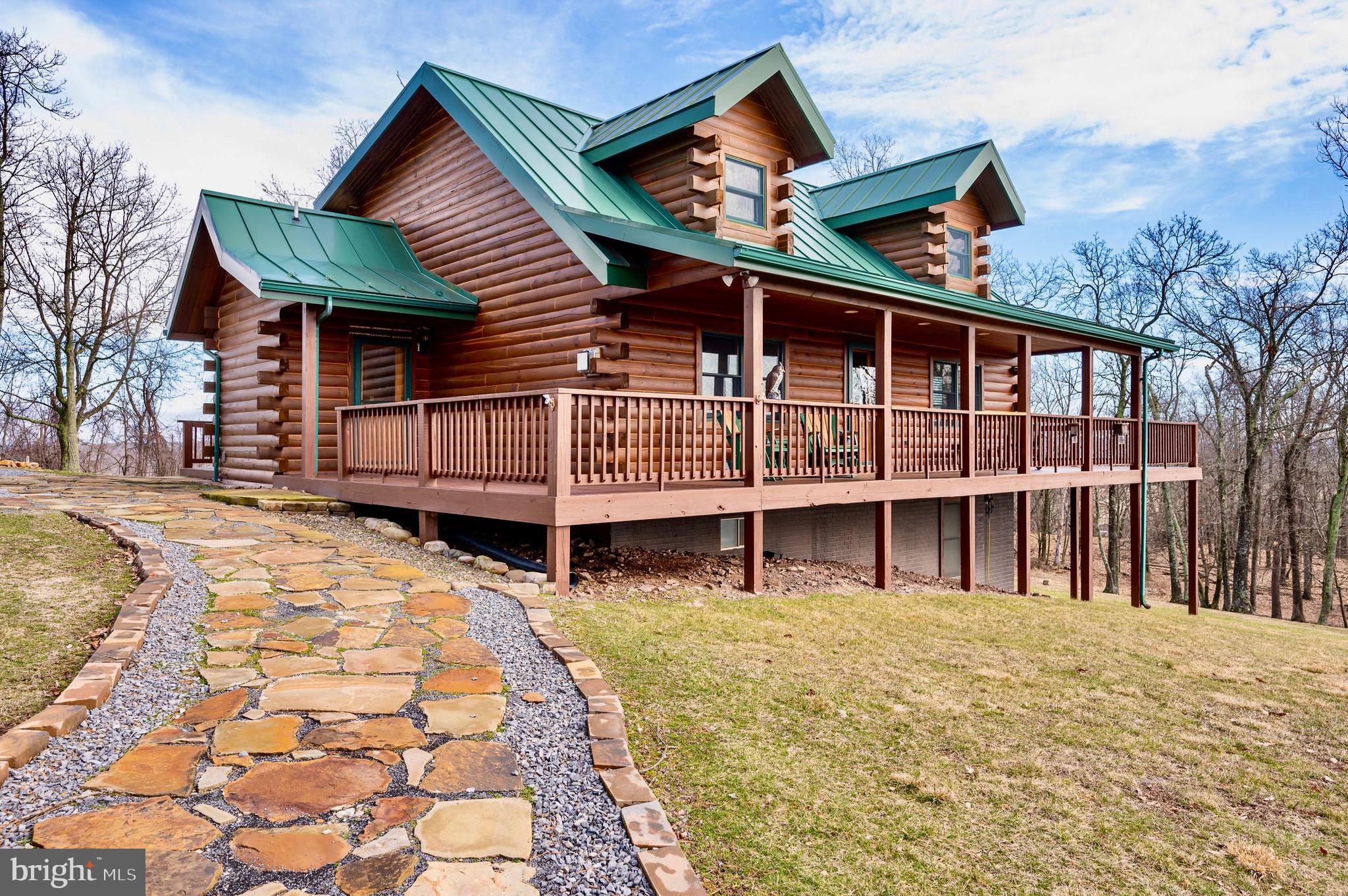 TOP OF THE MOUNTAIN - Residential