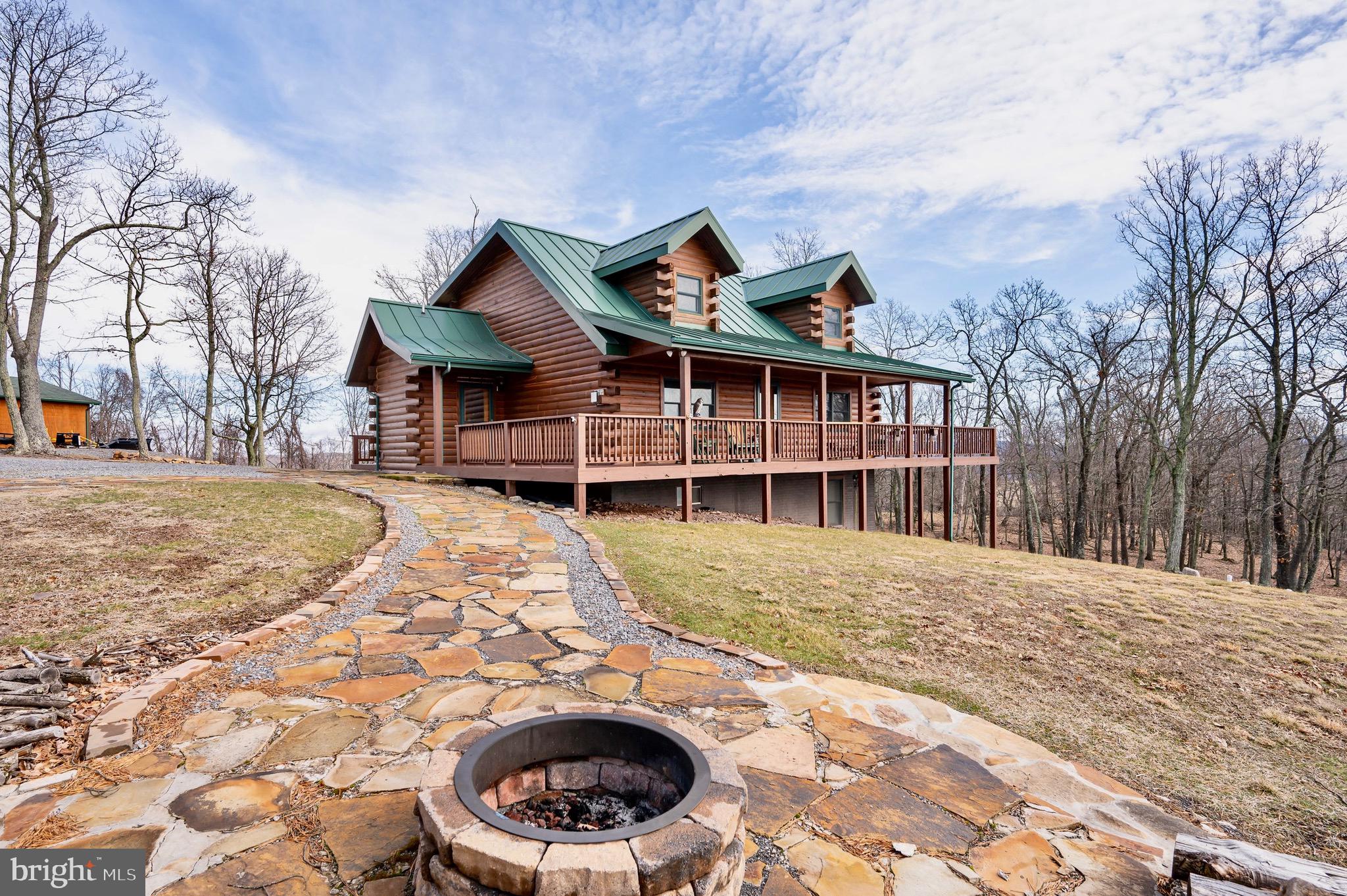 TOP OF THE MOUNTAIN - Residential