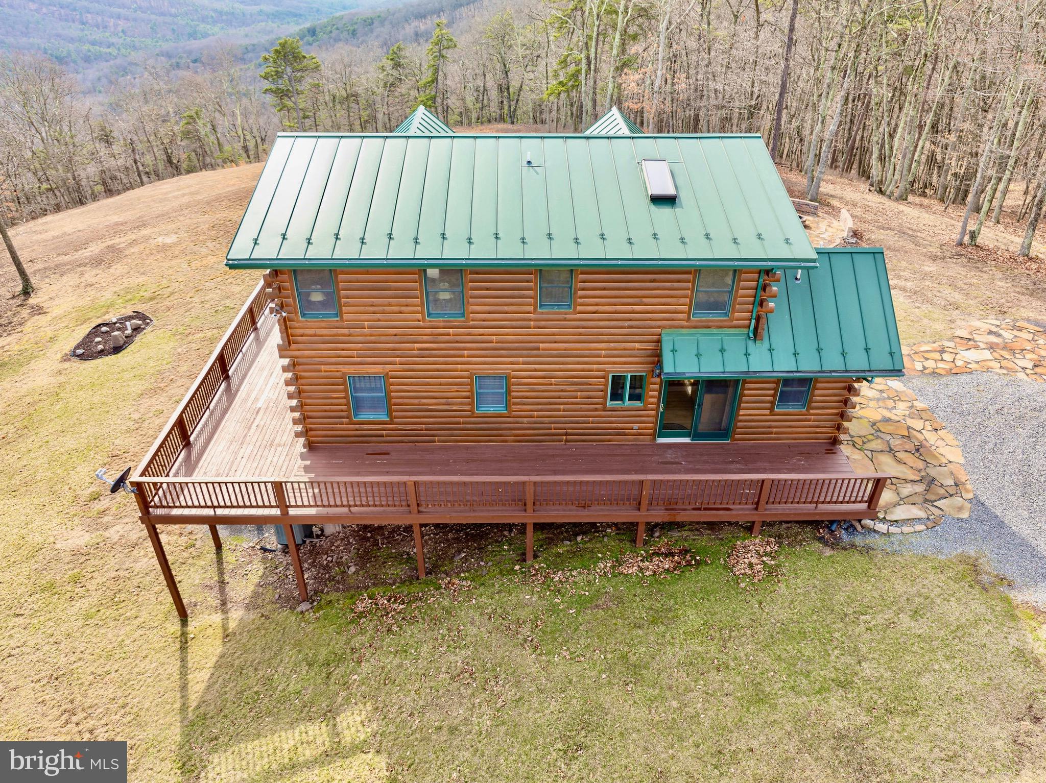 TOP OF THE MOUNTAIN - Residential