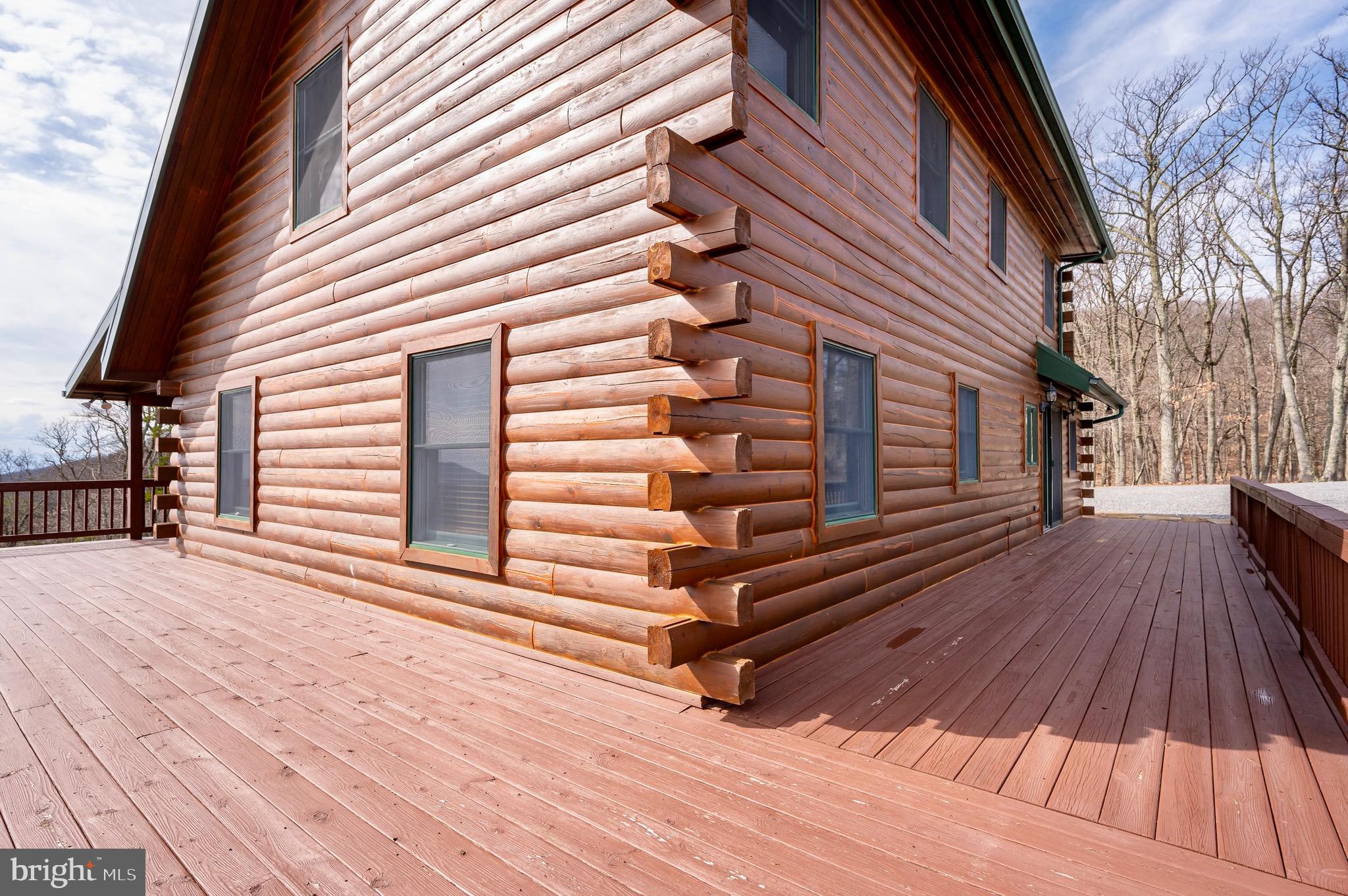 TOP OF THE MOUNTAIN - Residential