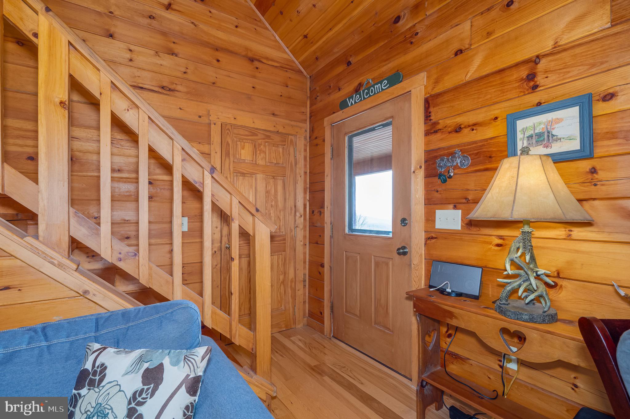 TOP OF THE MOUNTAIN - Residential