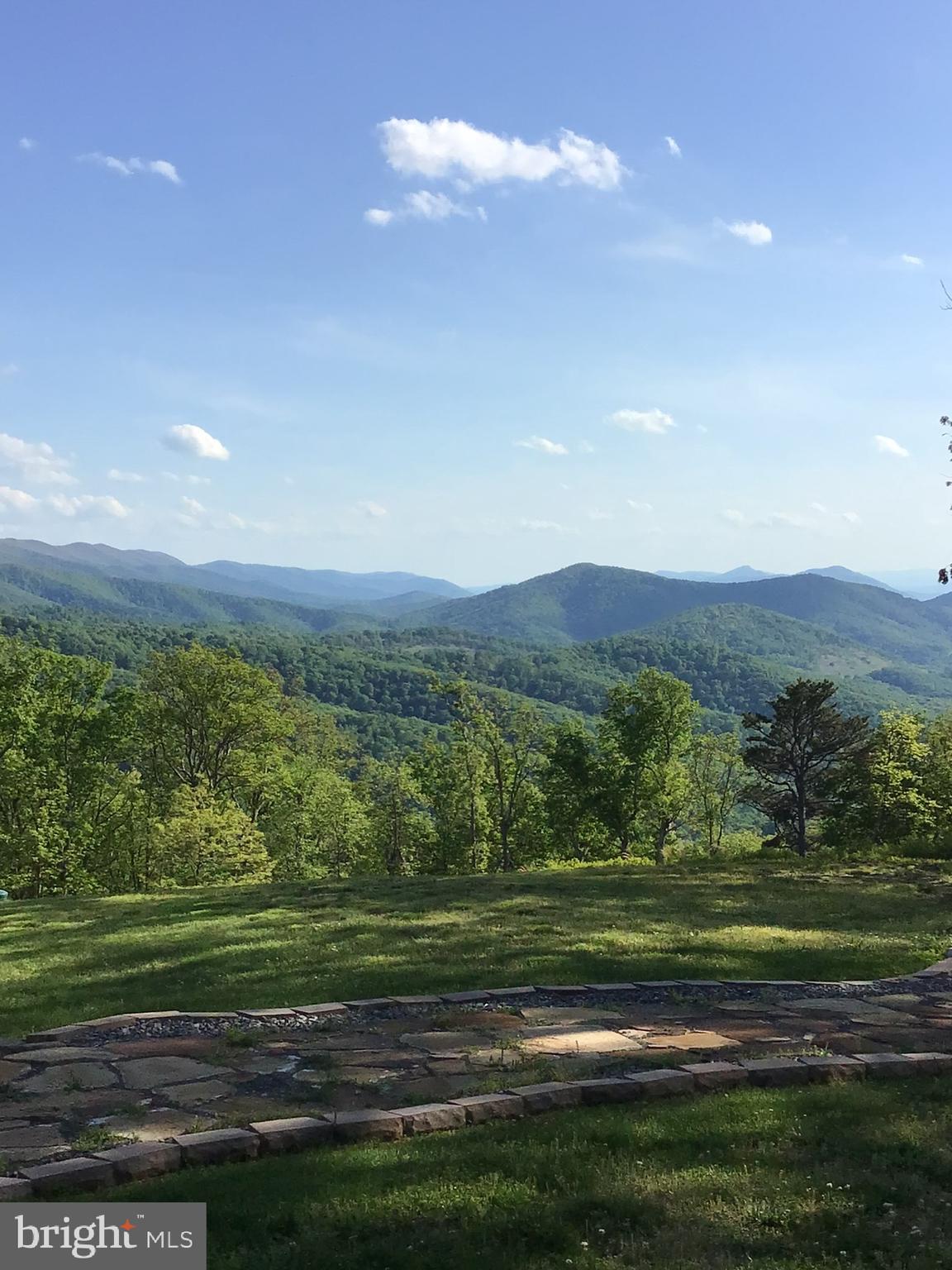 TOP OF THE MOUNTAIN - Residential