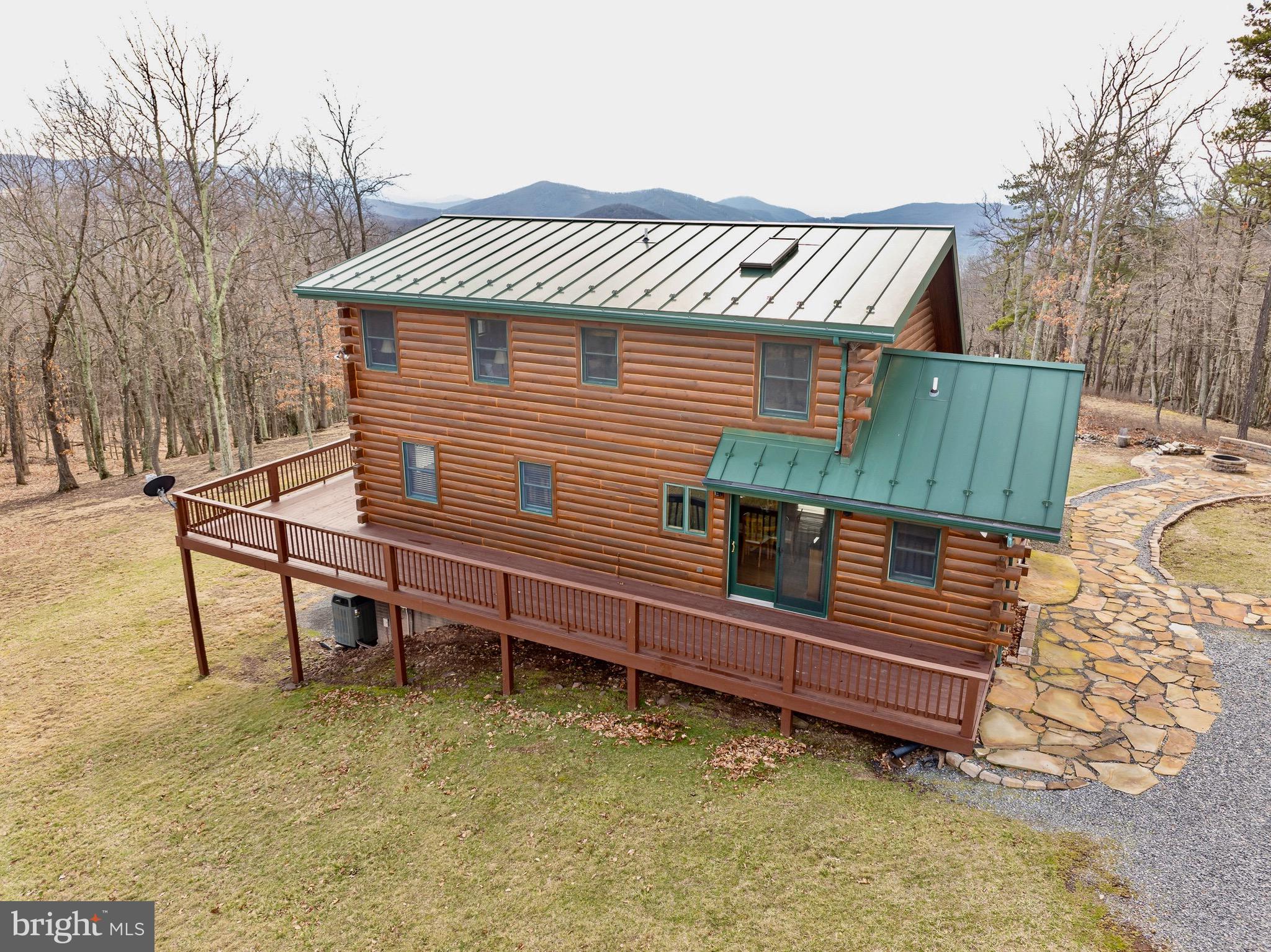 TOP OF THE MOUNTAIN - Residential