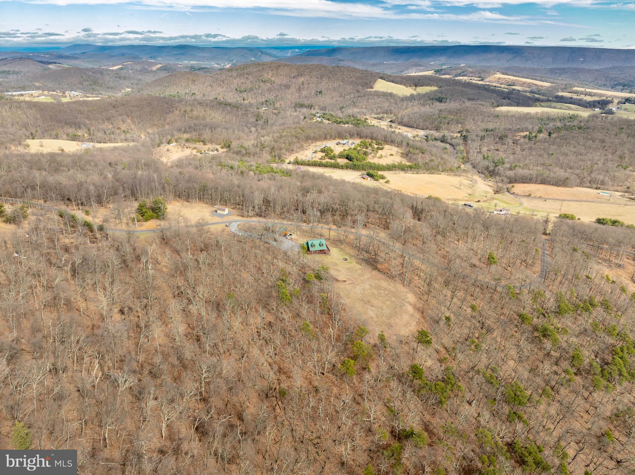 TOP OF THE MOUNTAIN - Residential