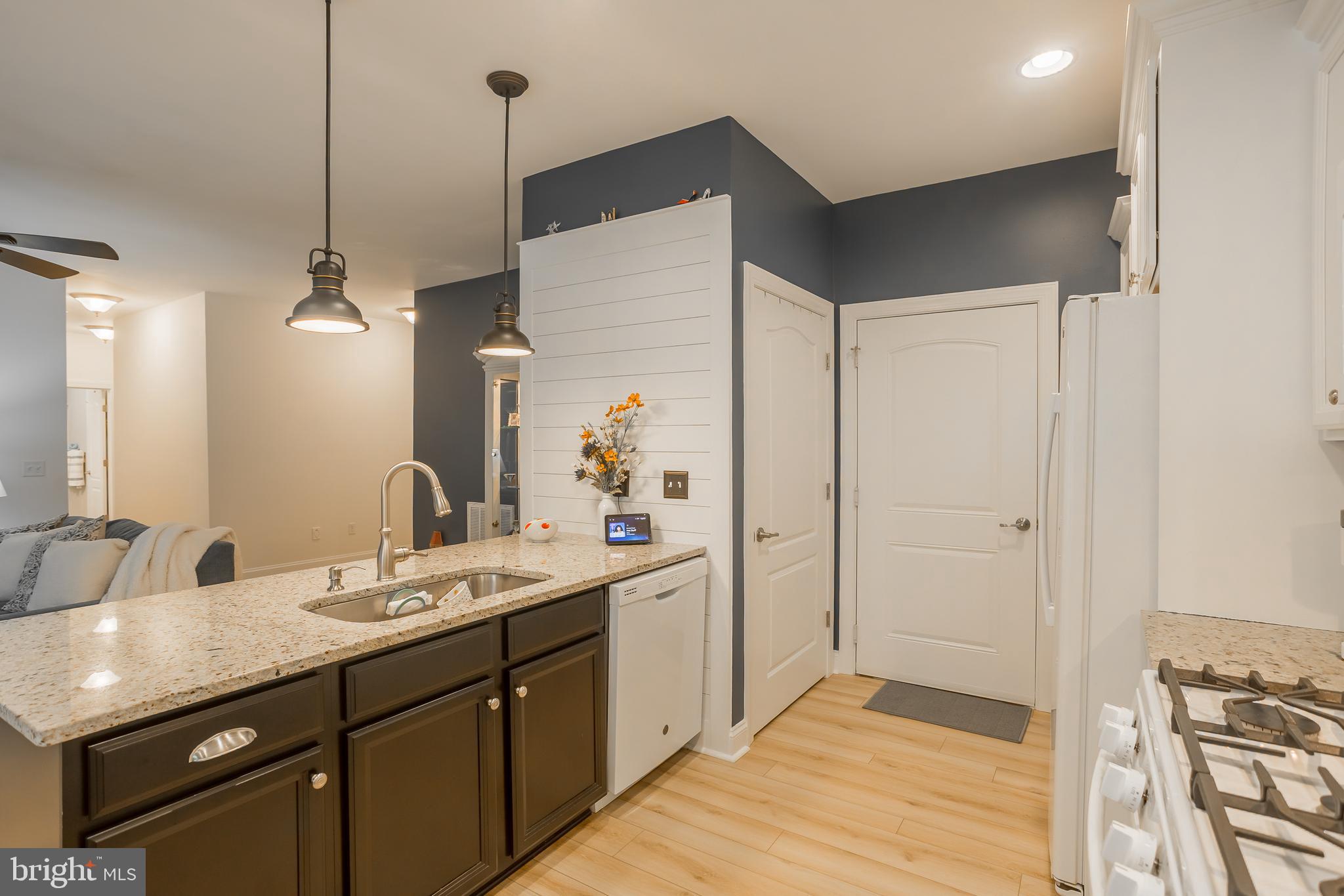 HAWTHORNE - Residential