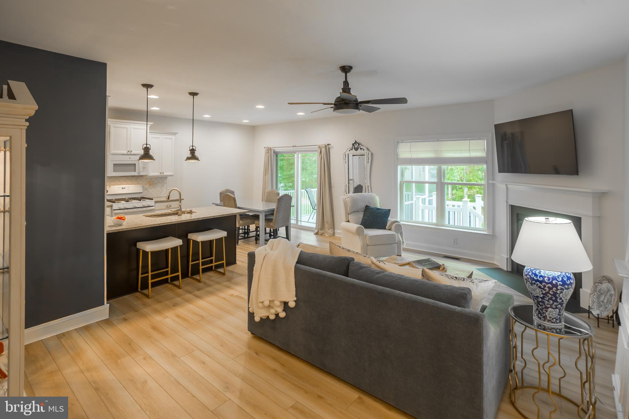 HAWTHORNE - Residential