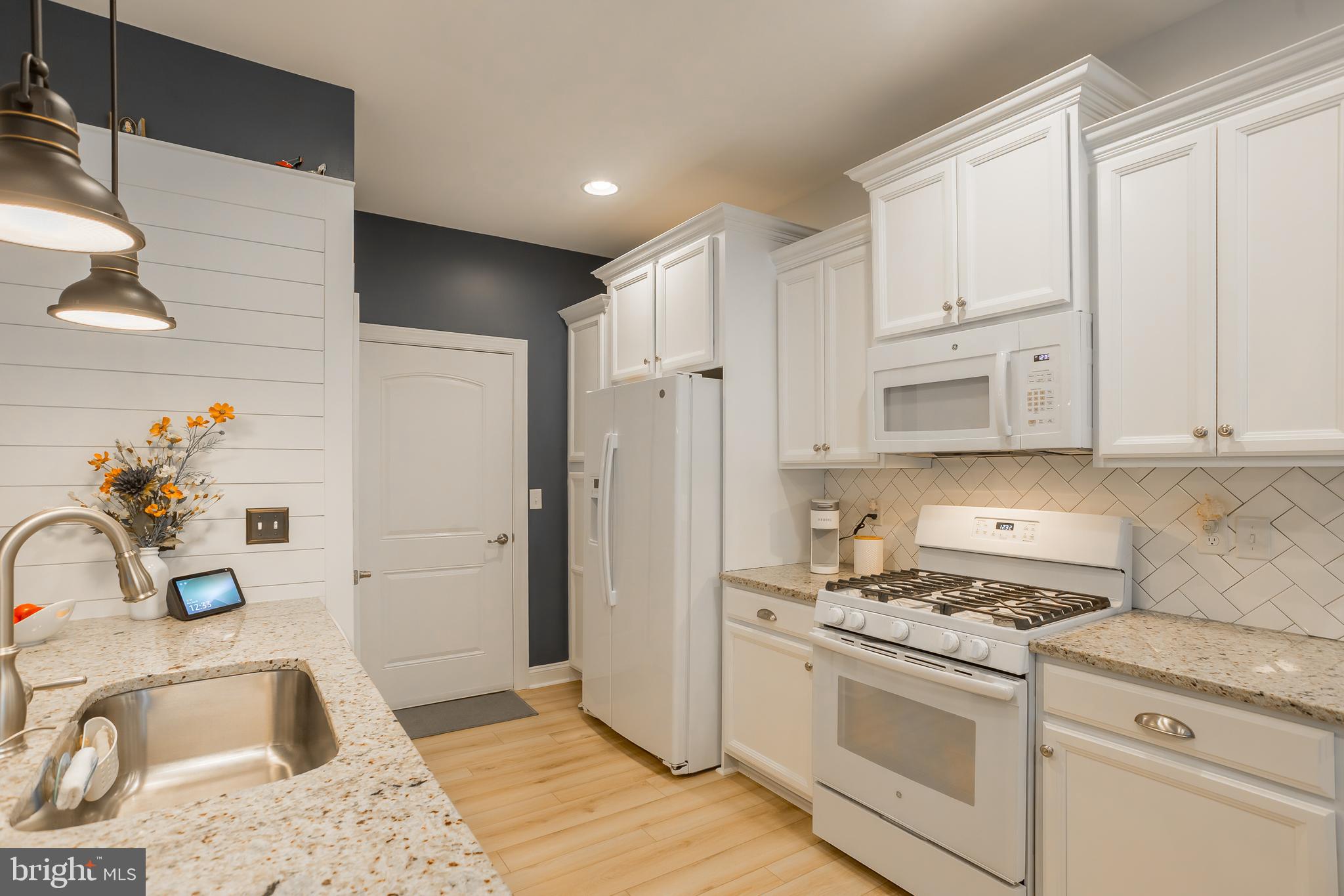 HAWTHORNE - Residential