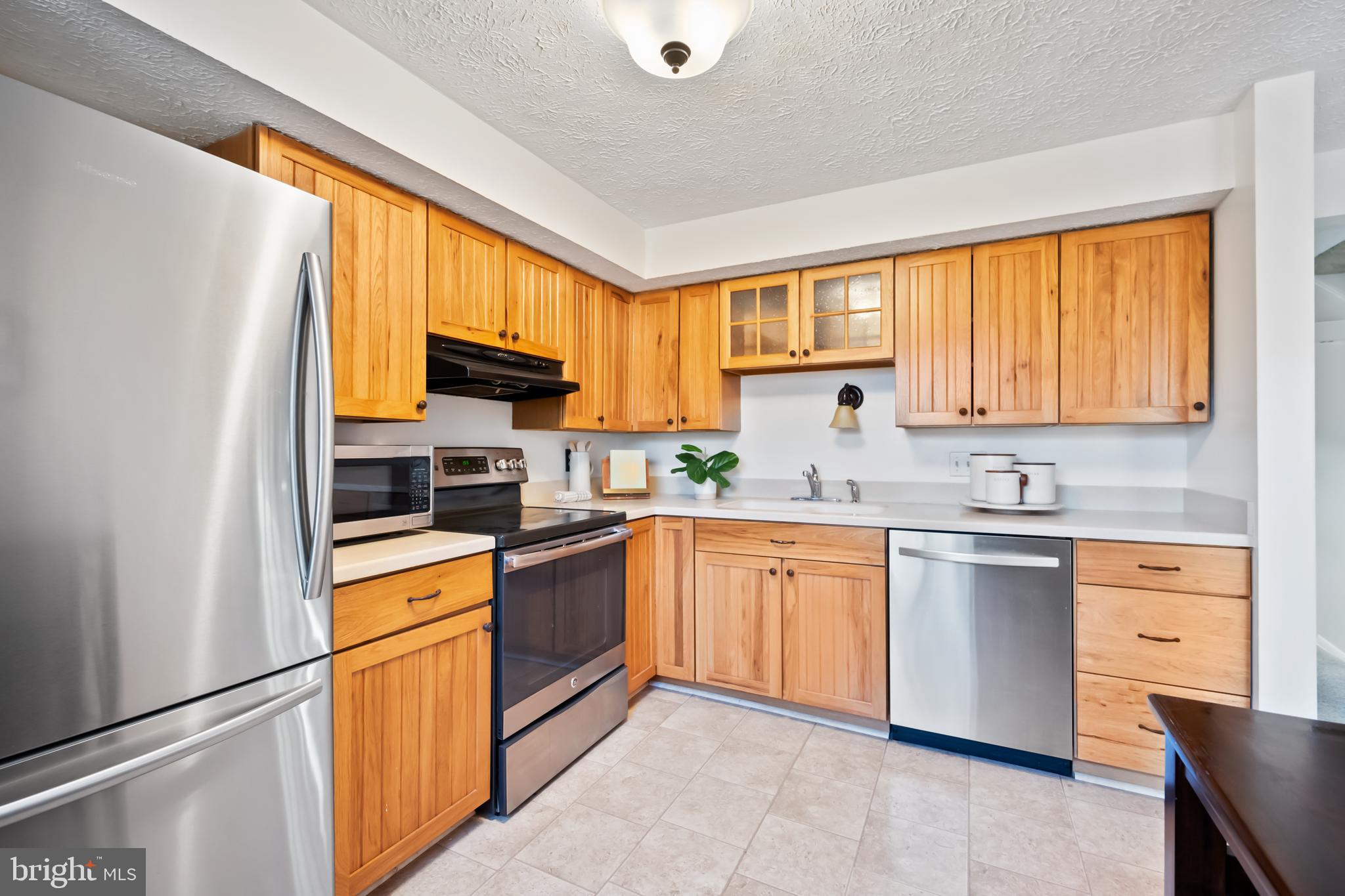 NEWINGTON FOREST - Residential