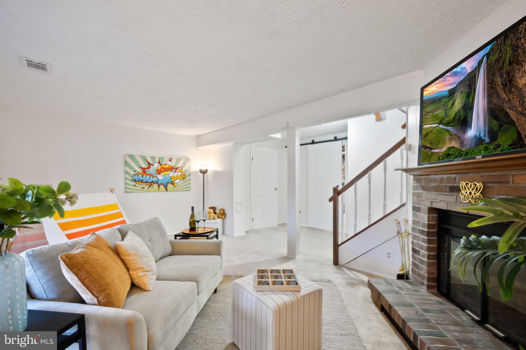 NEWINGTON FOREST - Residential