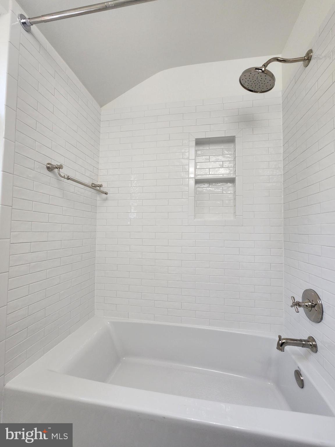 KENWOOD TOWERS - Residential Lease