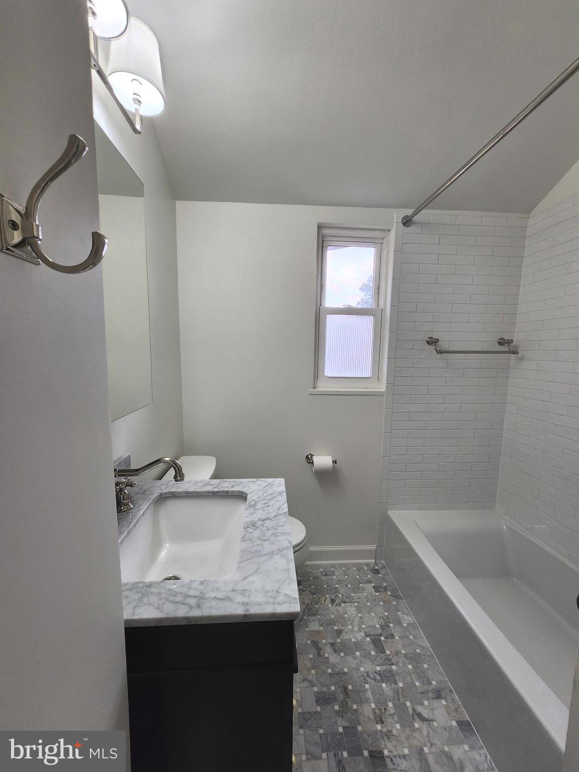 KENWOOD TOWERS - Residential Lease