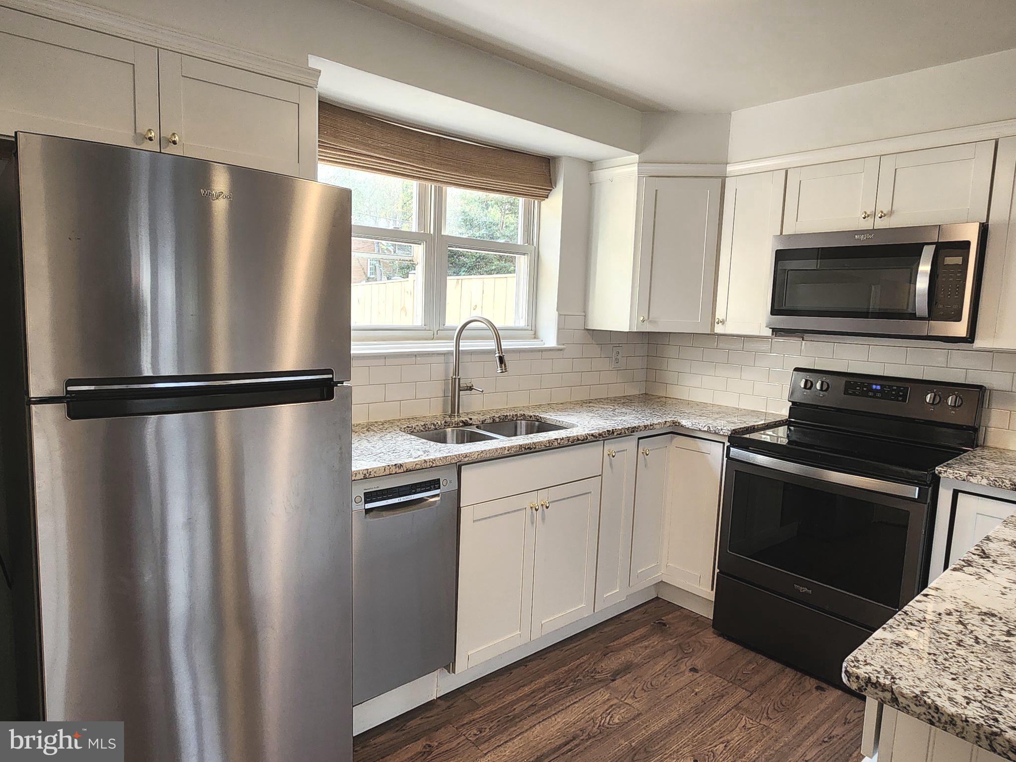 1605 WOODBINE STREET